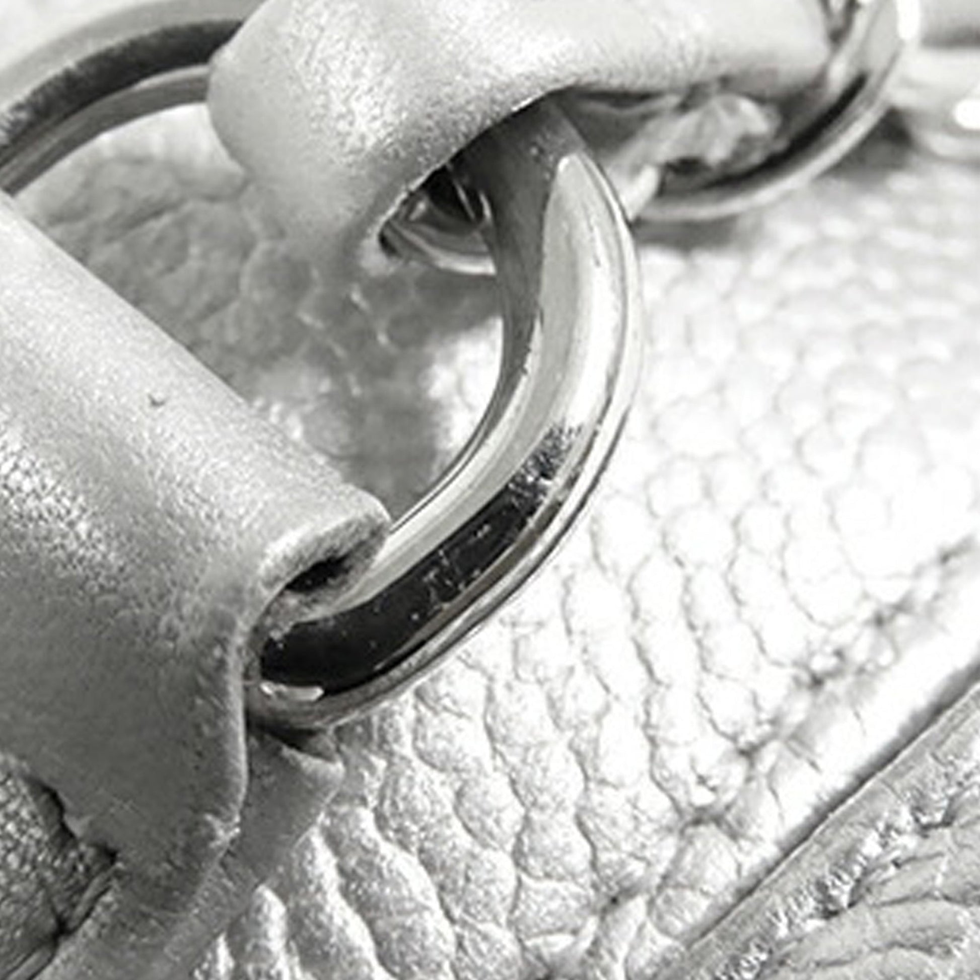 Chanel Medium Caviar CC Filigree Vanity Case