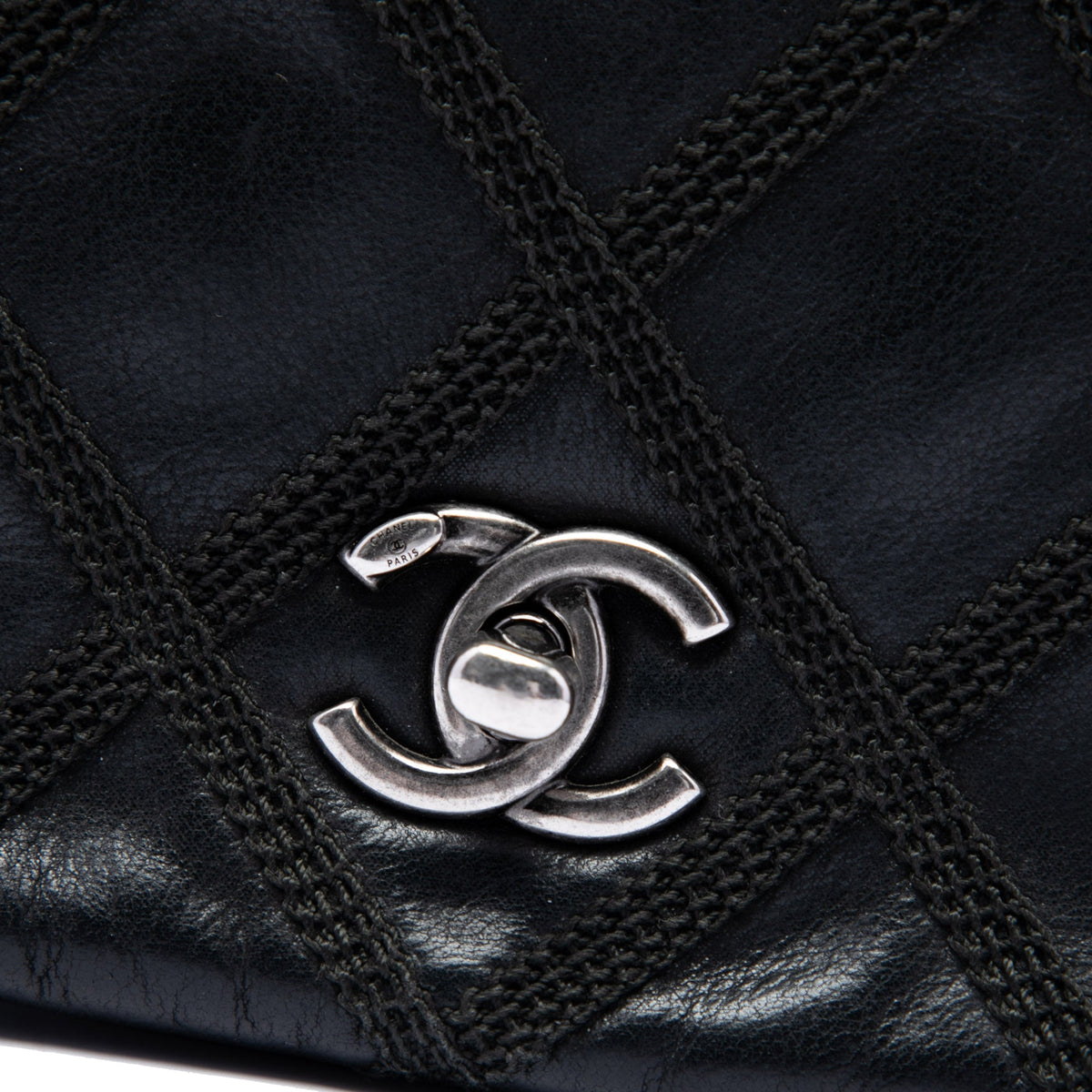 Chanel Mini CC Iridescent Calfskin Diamond Stitch Flap — Black