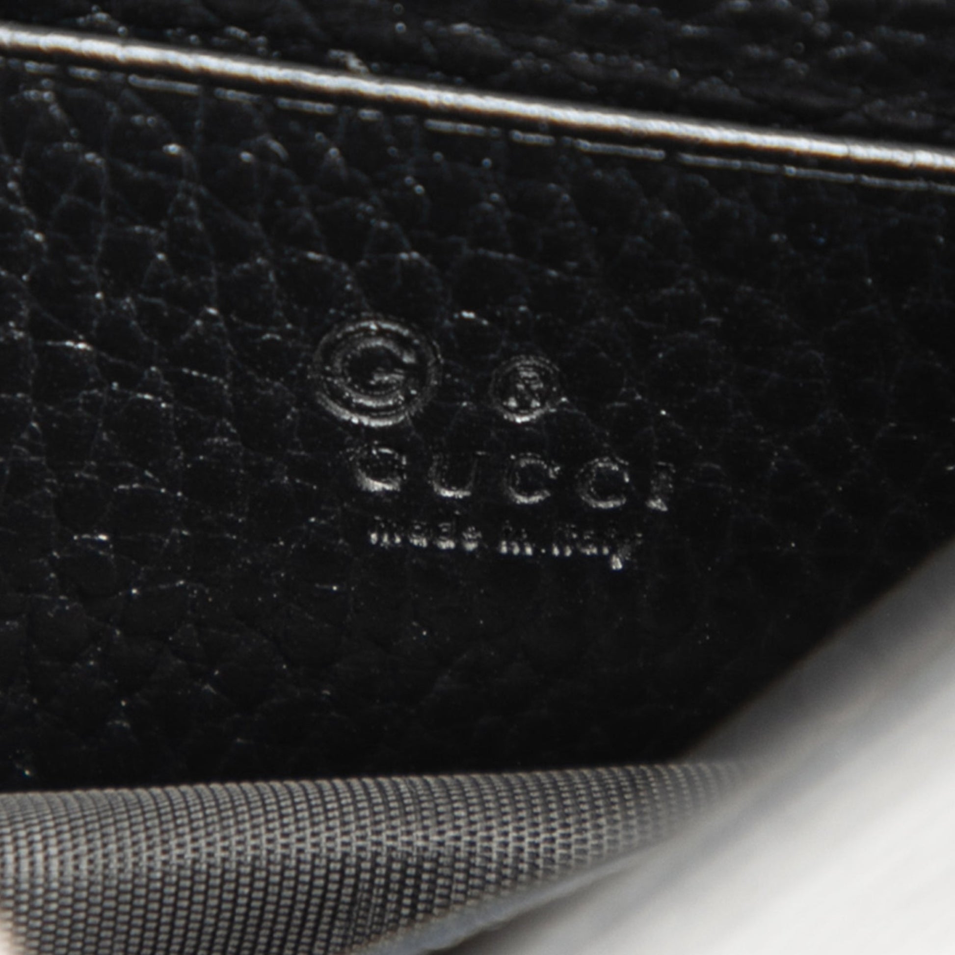 Gucci Interlocking G Dollar Calfskin Wallet on Chain