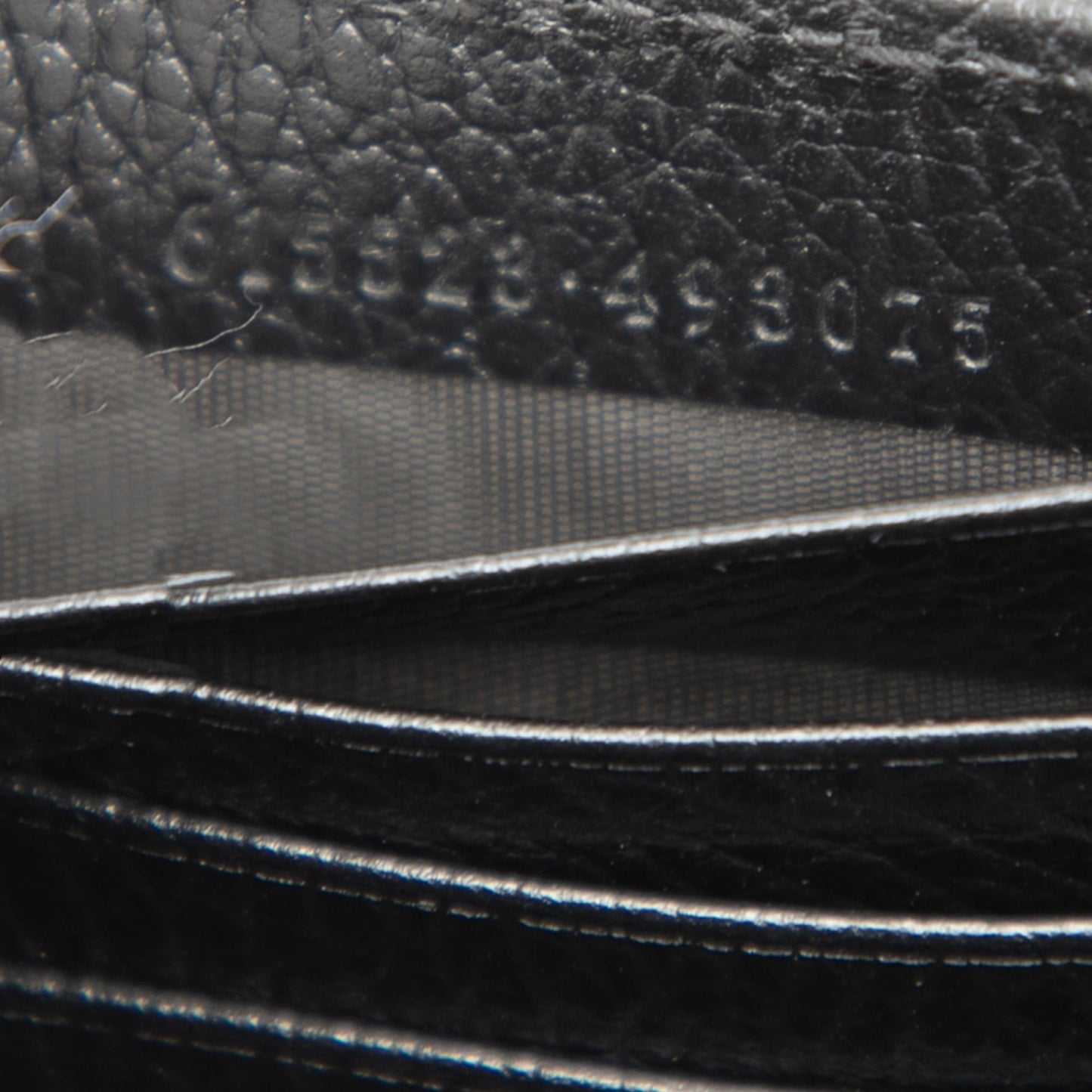 Gucci Interlocking G Dollar Calfskin Wallet on Chain
