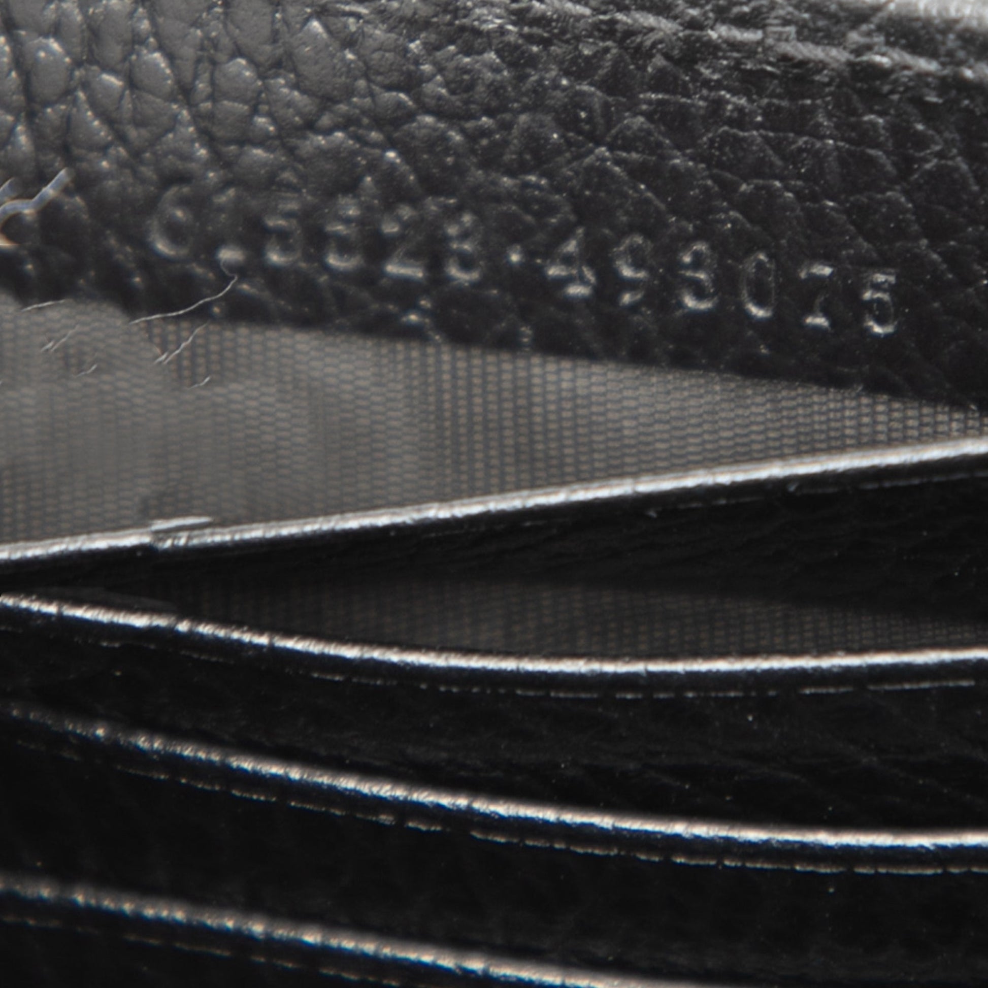 Gucci Interlocking G Dollar Calfskin Wallet on Chain