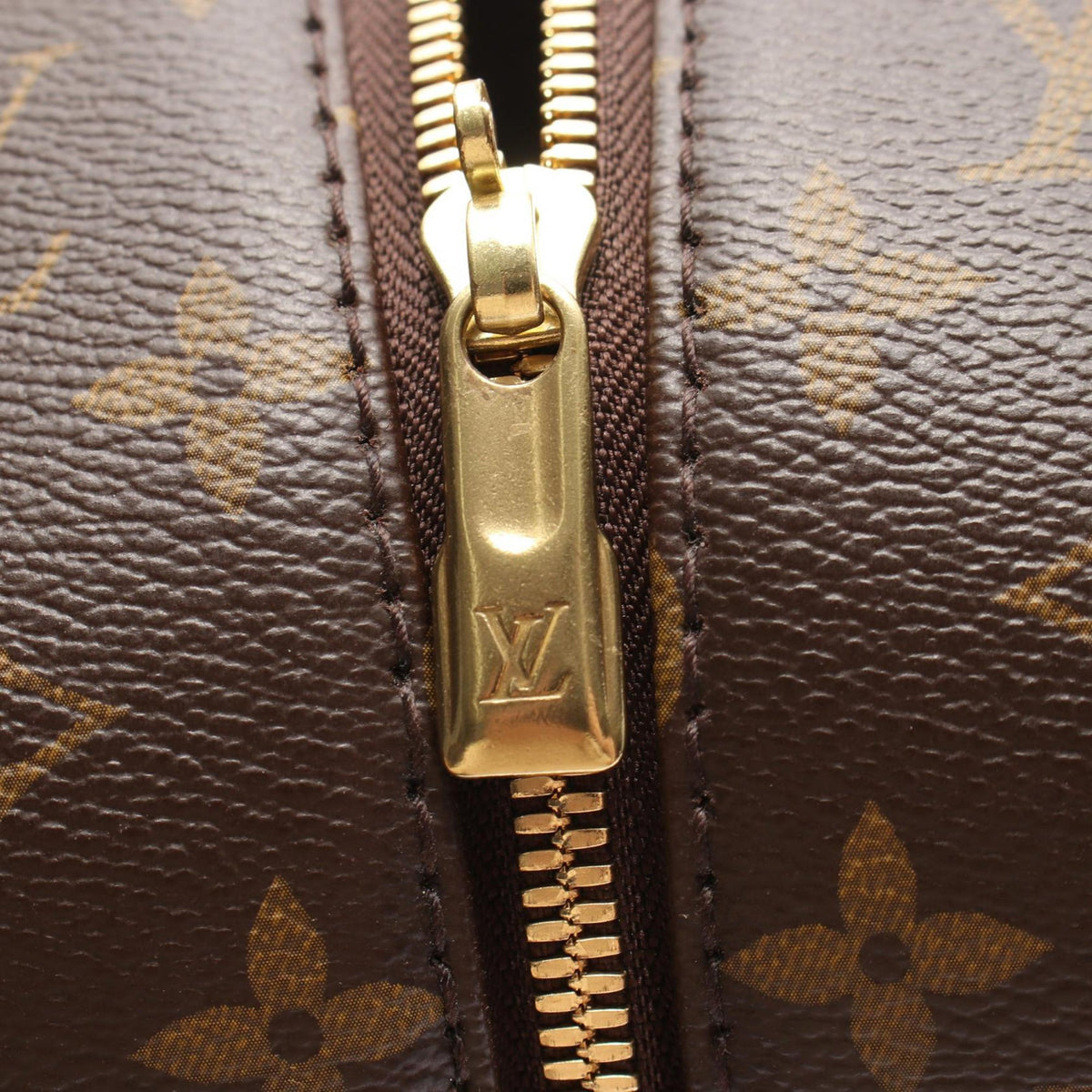 Louis Vuitton Monogram Zephyr 50