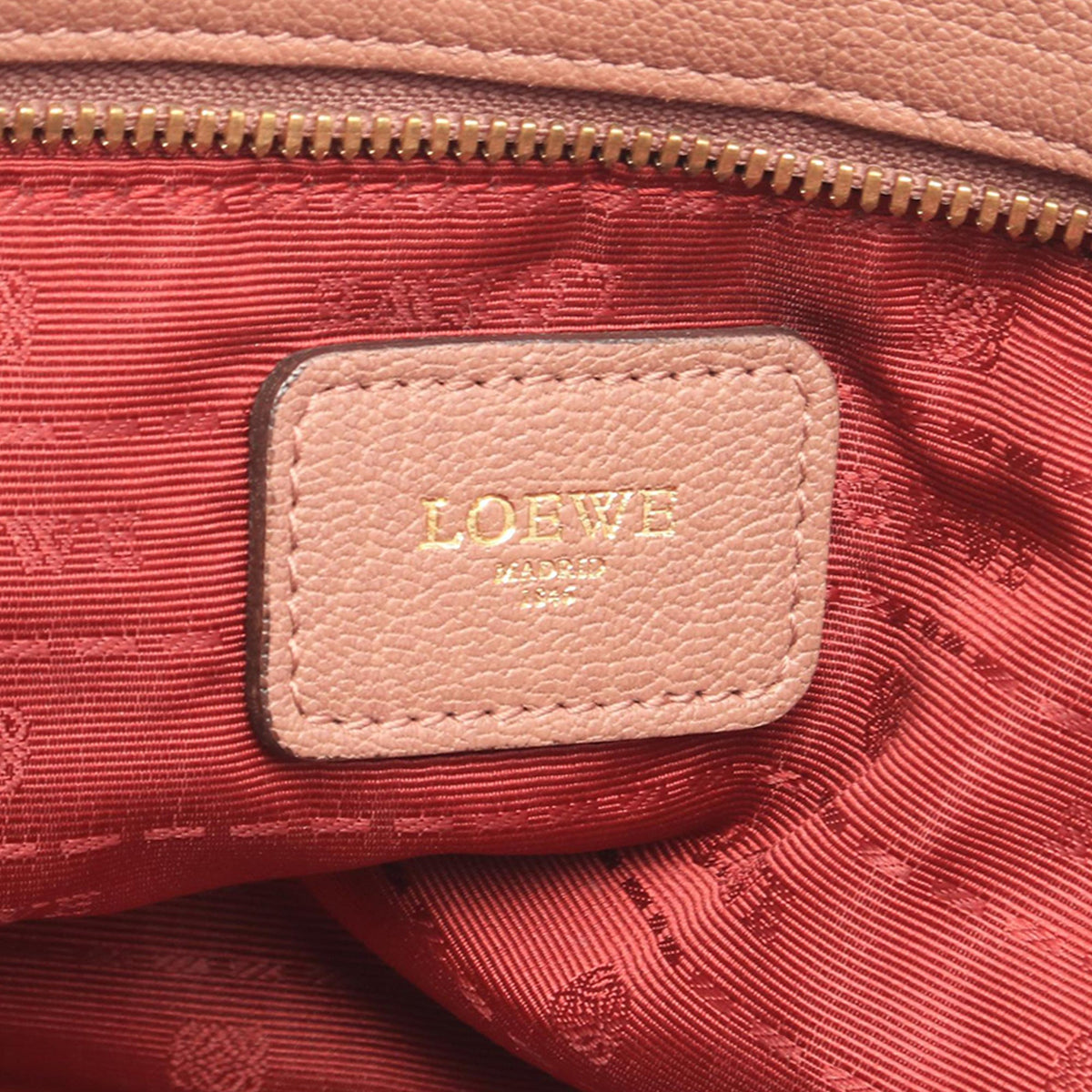 LOEWE Goatskin Amazona 36