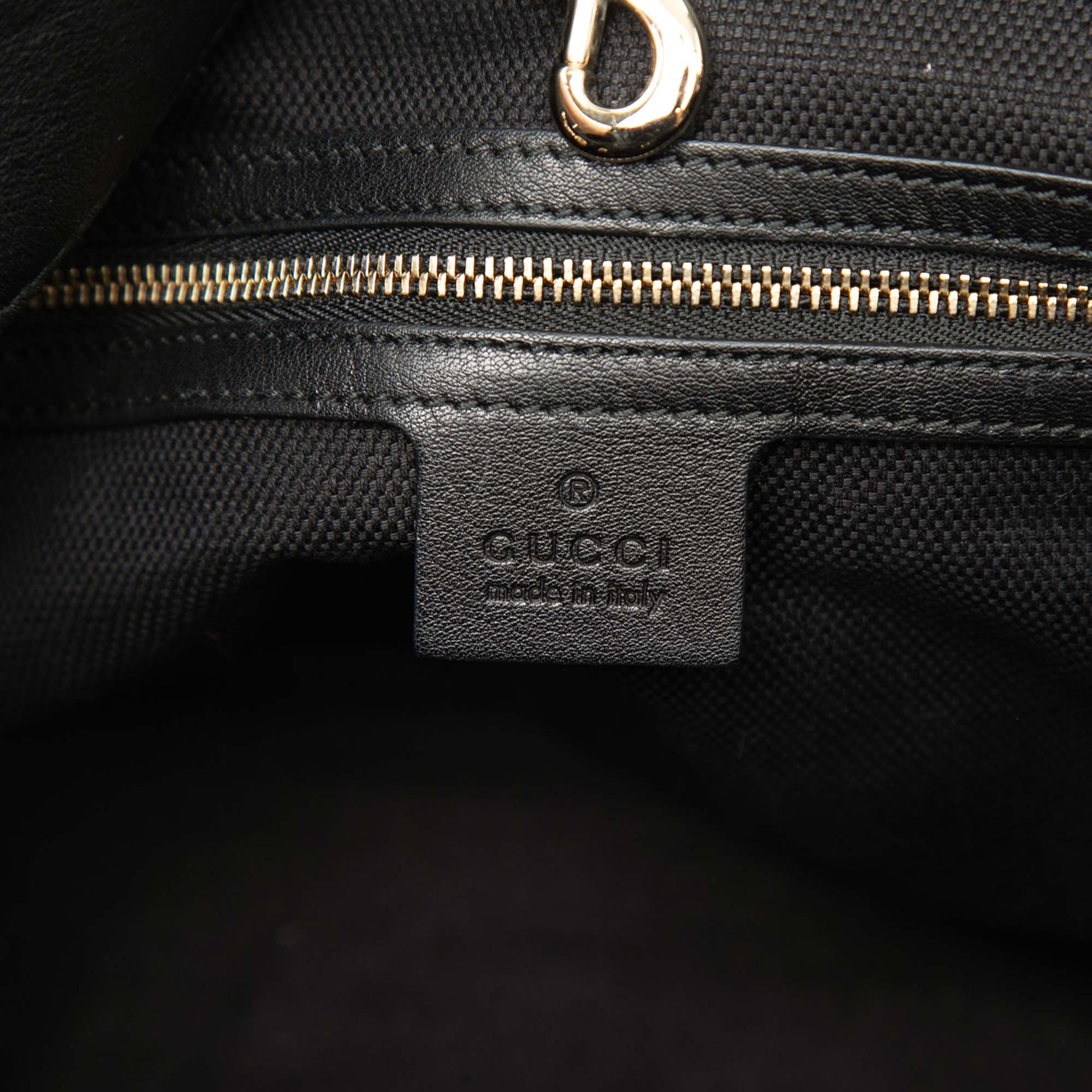 Gucci Medium Patent Soho Chain Tote