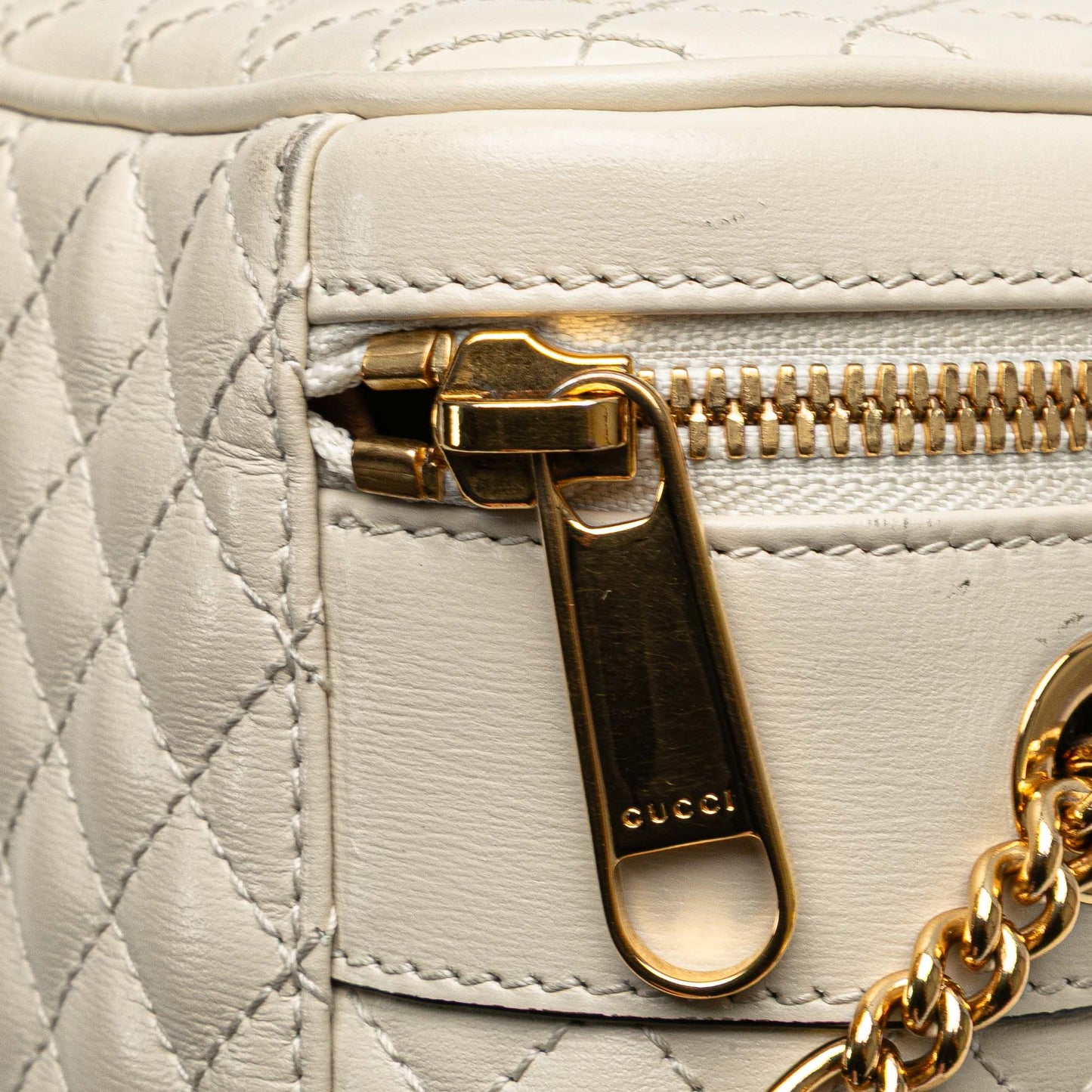 Gucci Calfskin Trapuntata Zumi Convertible Bag