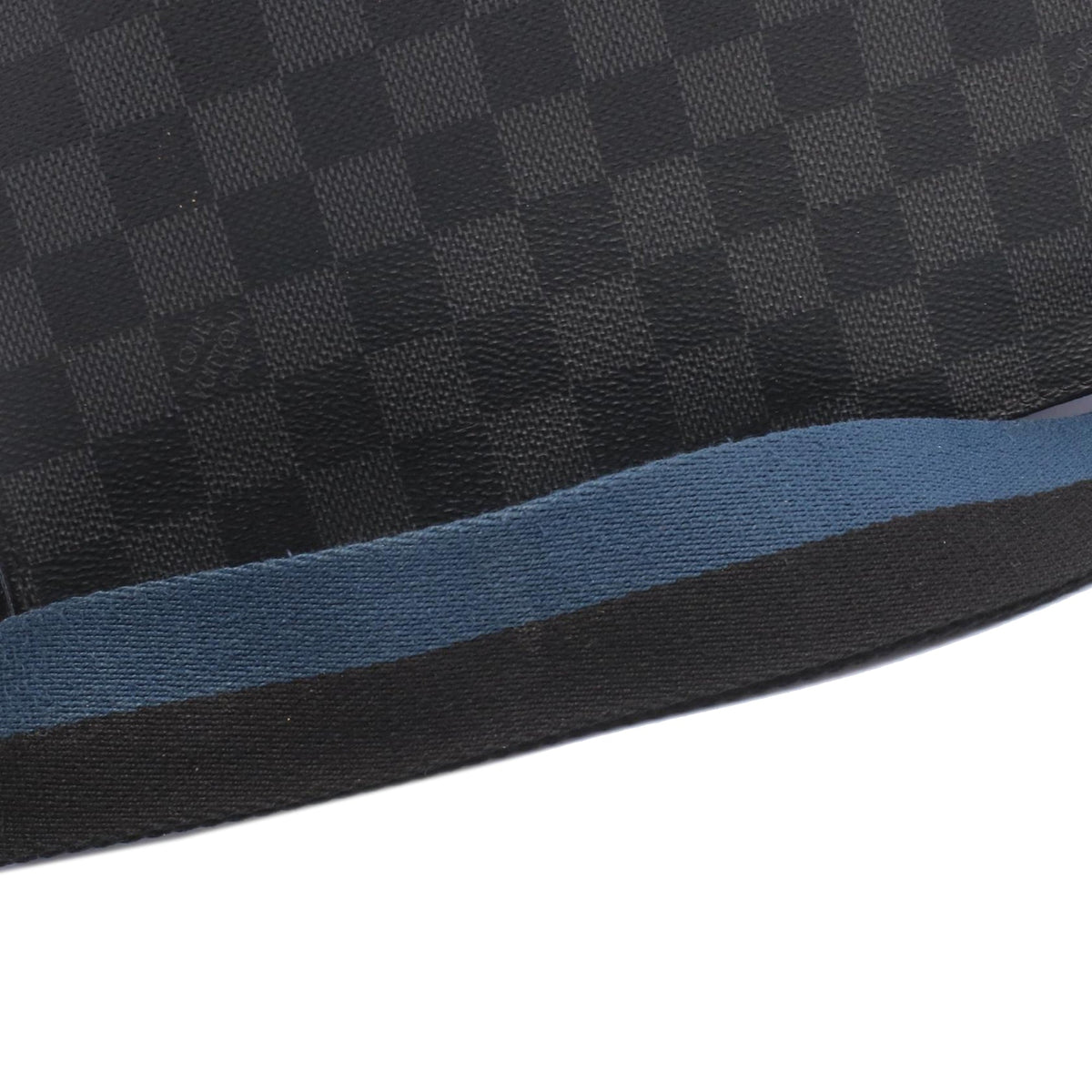 Louis Vuitton Damier Graphite District PM — Black