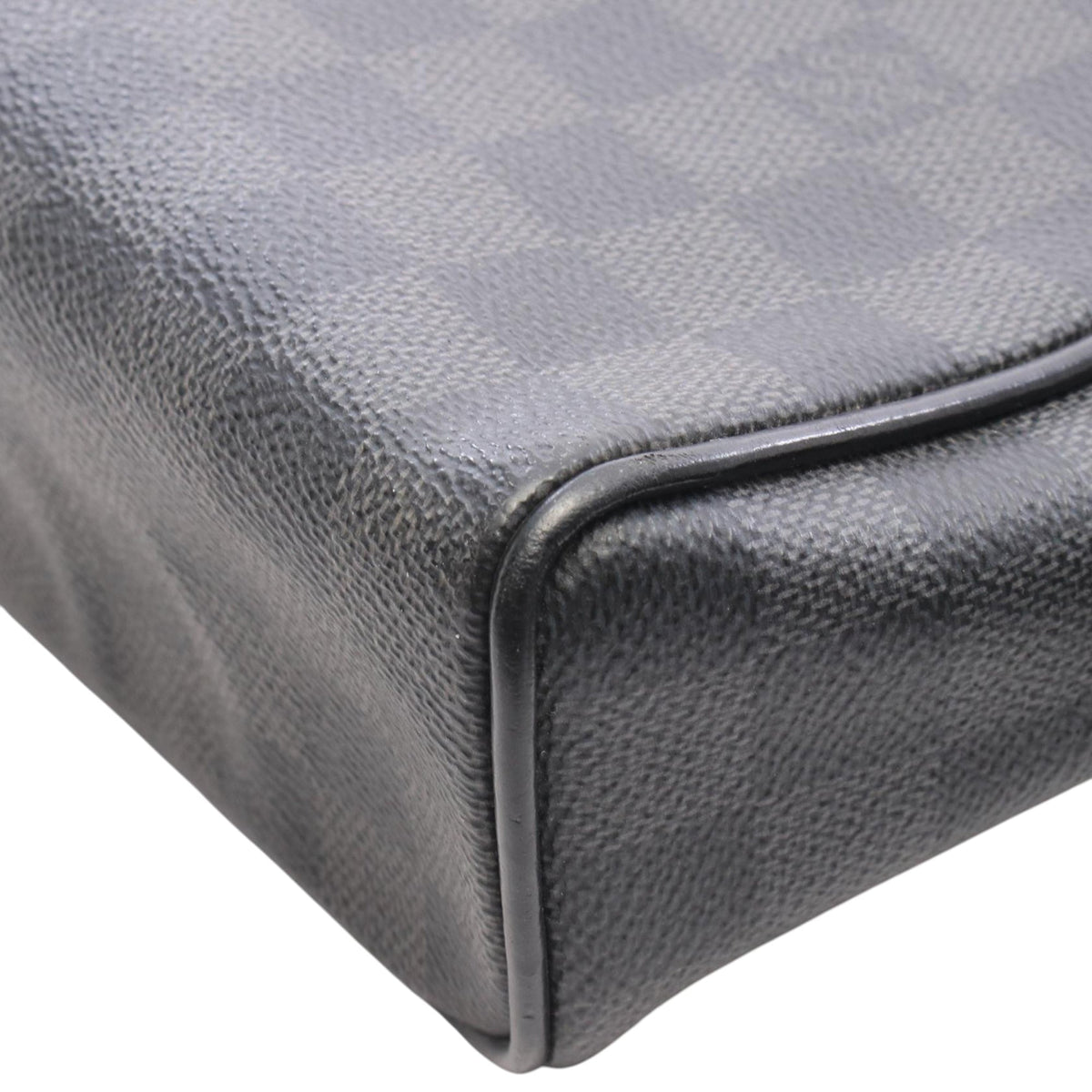 Louis Vuitton Damier Graphite District PM — Black