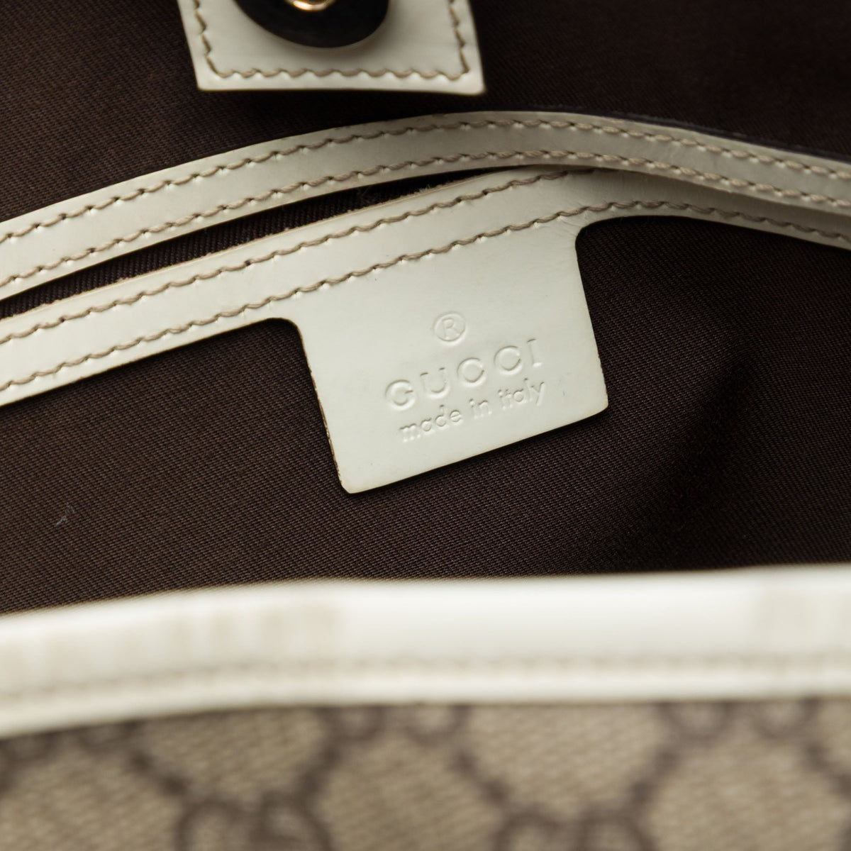 Gucci Medium GG Supreme Joy Tote — Beige