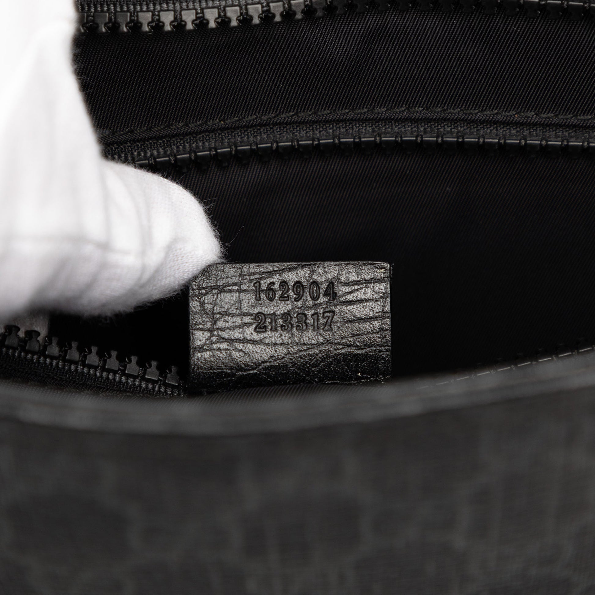 Gucci GG Supreme Crossbody