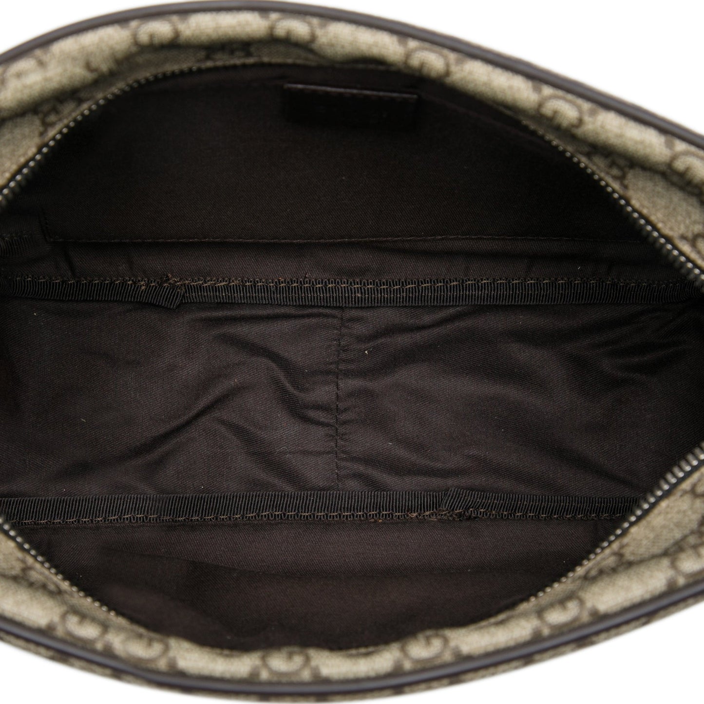 Gucci GG Supreme Clutch