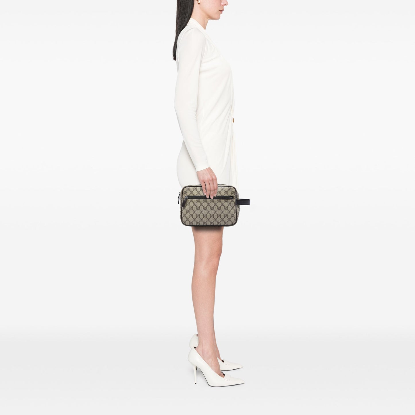 Gucci GG Supreme Clutch
