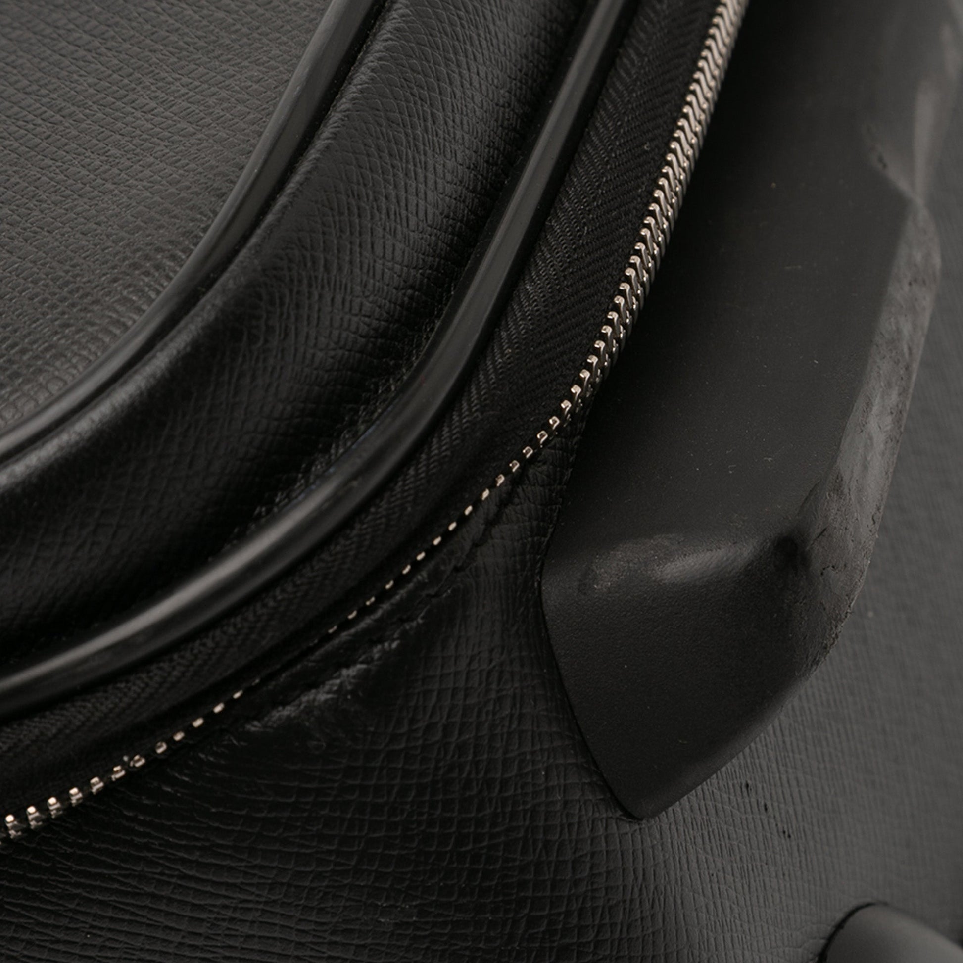 Louis Vuitton Taiga Pegase 55