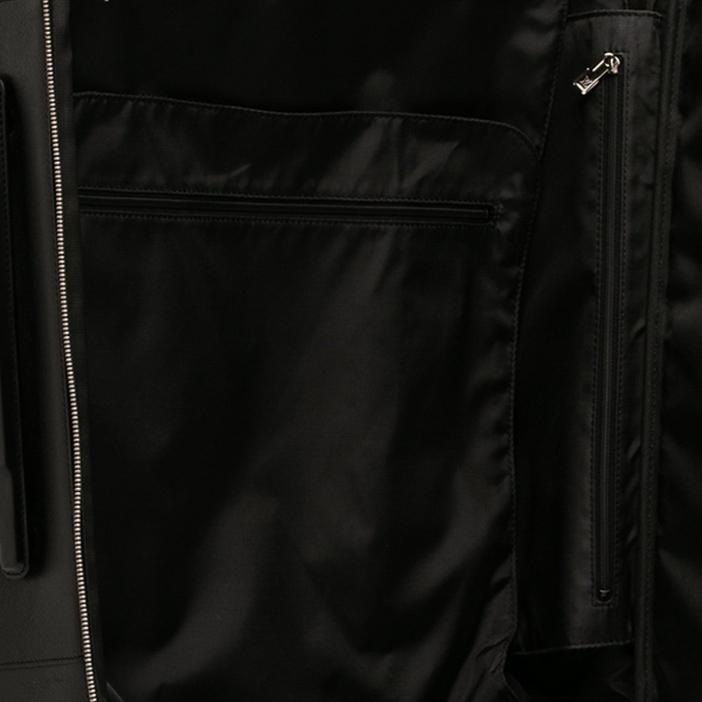 Louis Vuitton Taiga Pegase 55