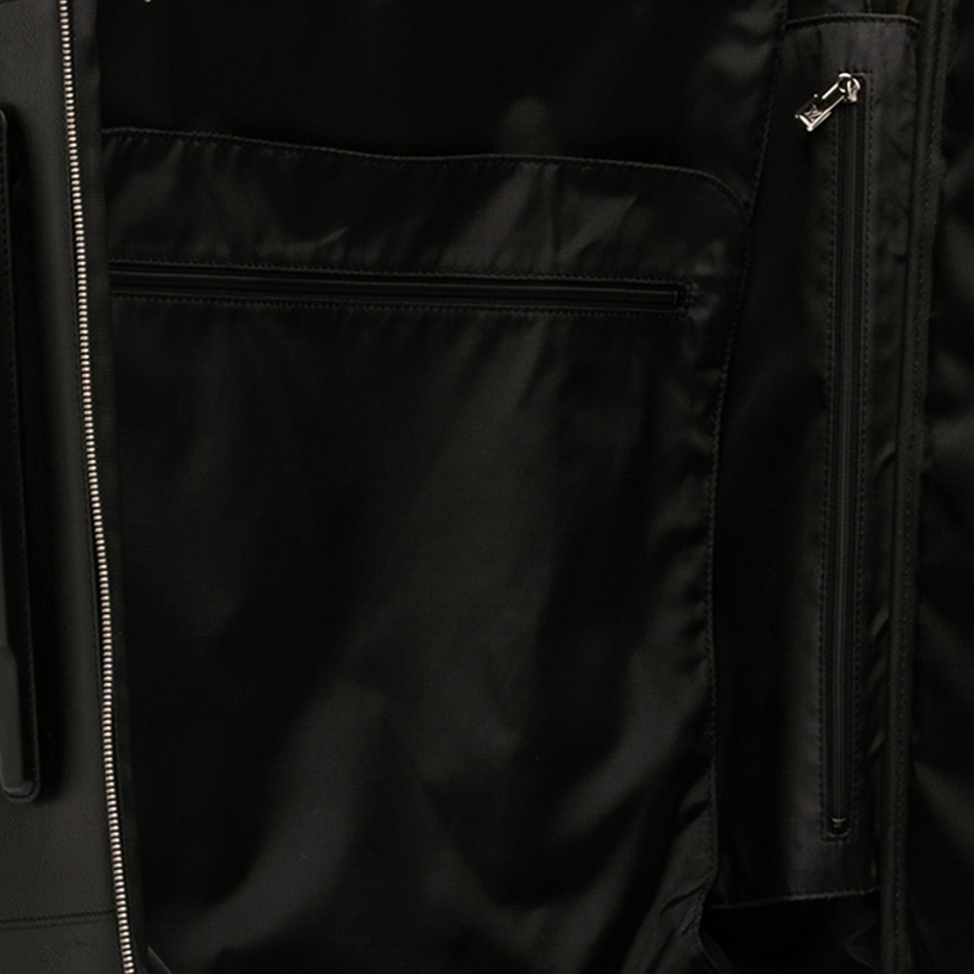 Louis Vuitton Taiga Pegase 55