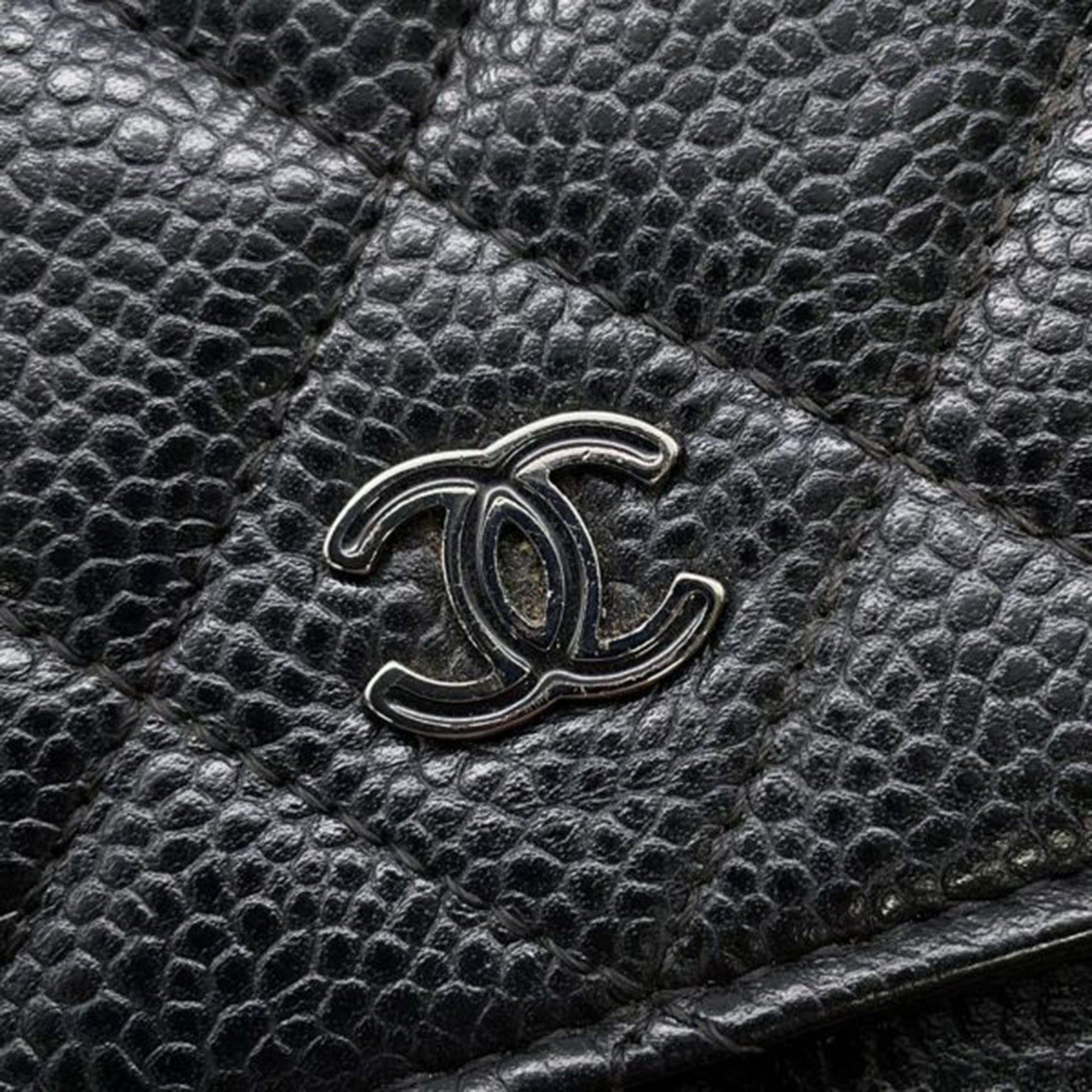 Chanel CC Quilted Caviar Wallet on Chain