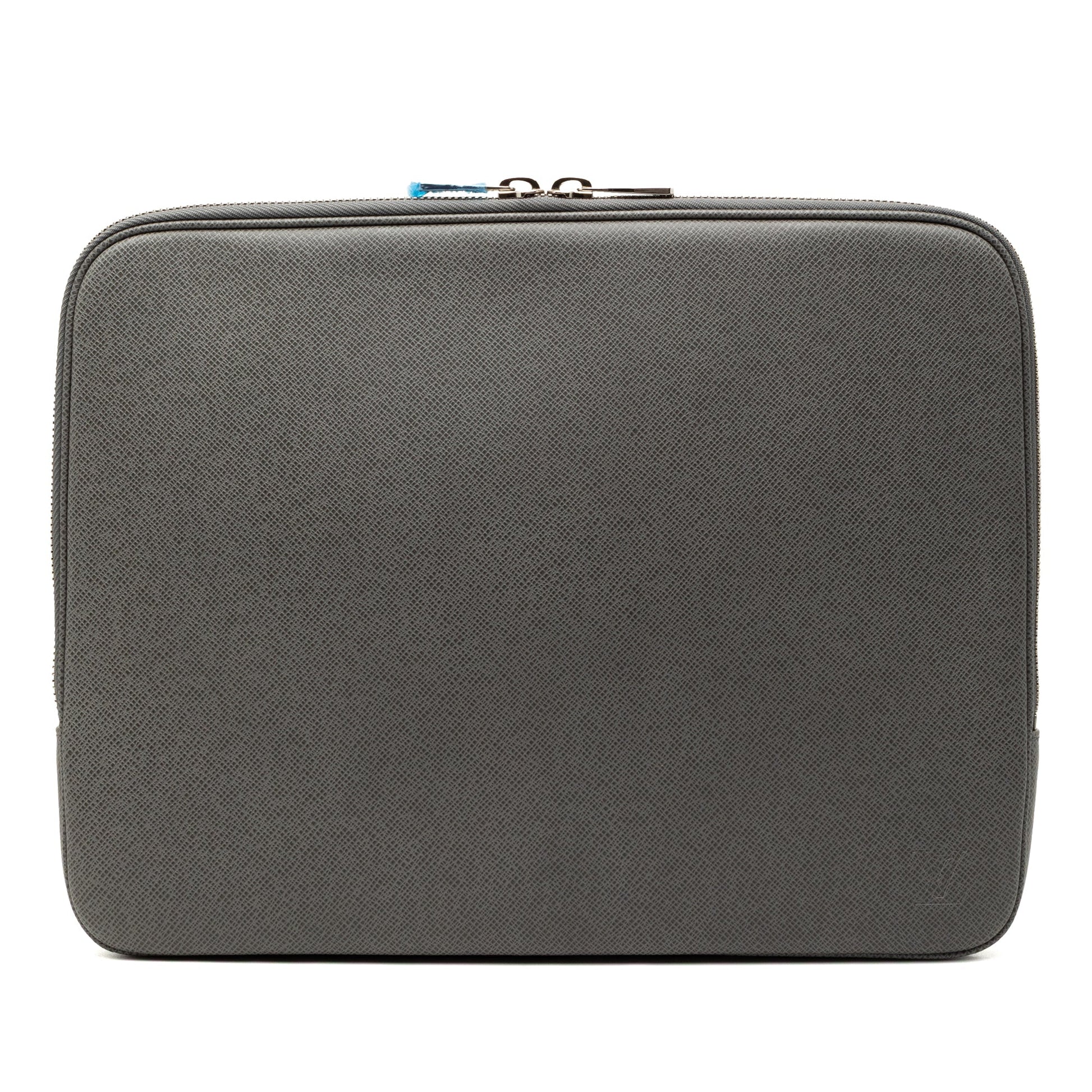 Louis Vuitton Taiga Horizon Laptop Sleeve