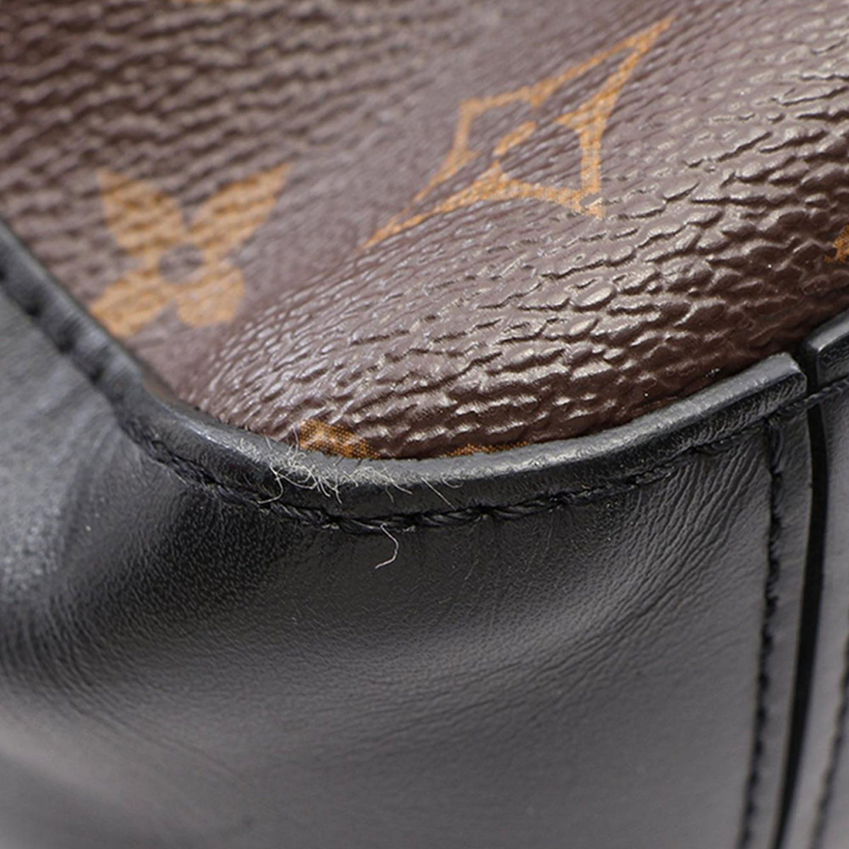 Louis Vuitton Monogram Saintonge — Brown