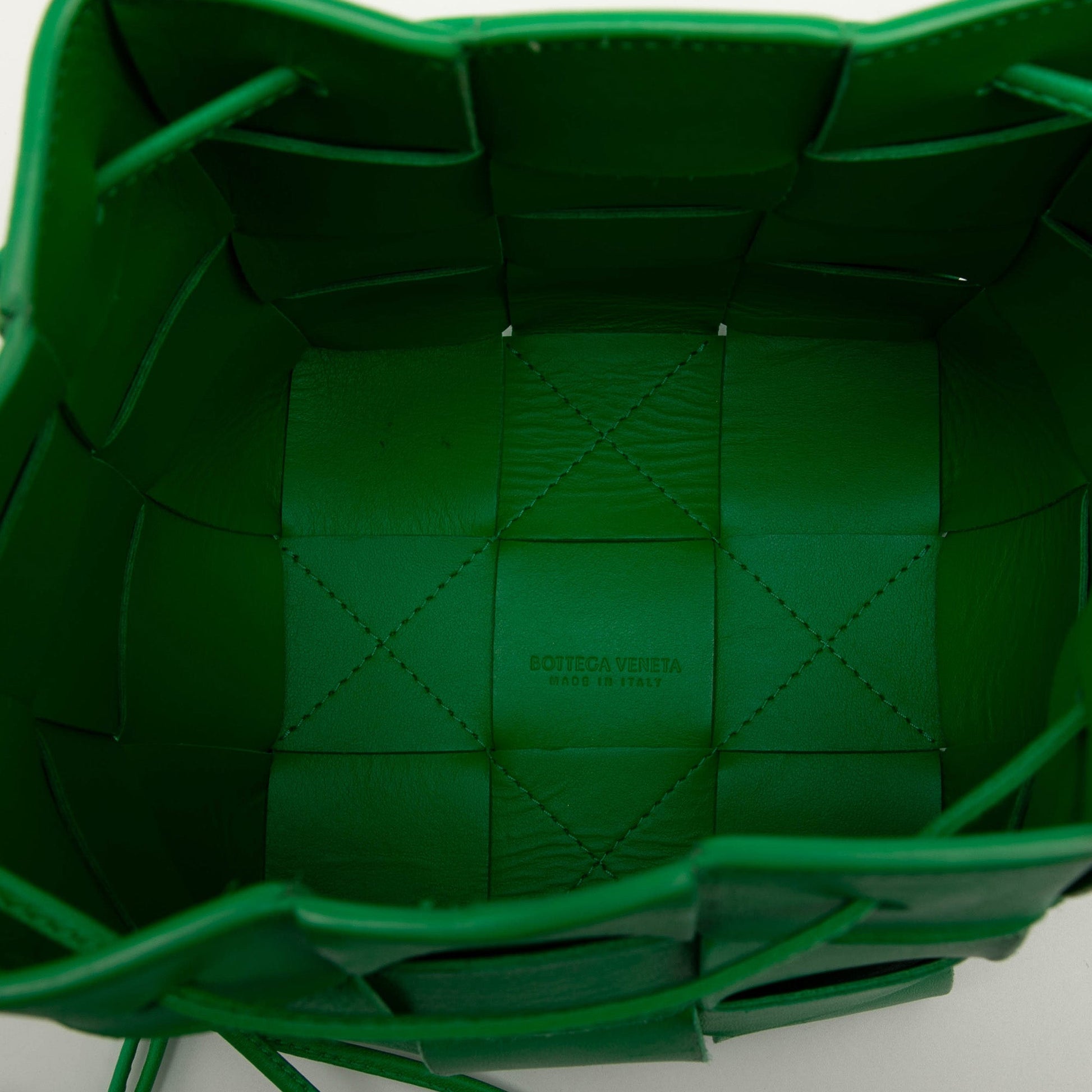 Bottega Veneta Small Nappa Maxi Intrecciato Cassette Bucket Bag