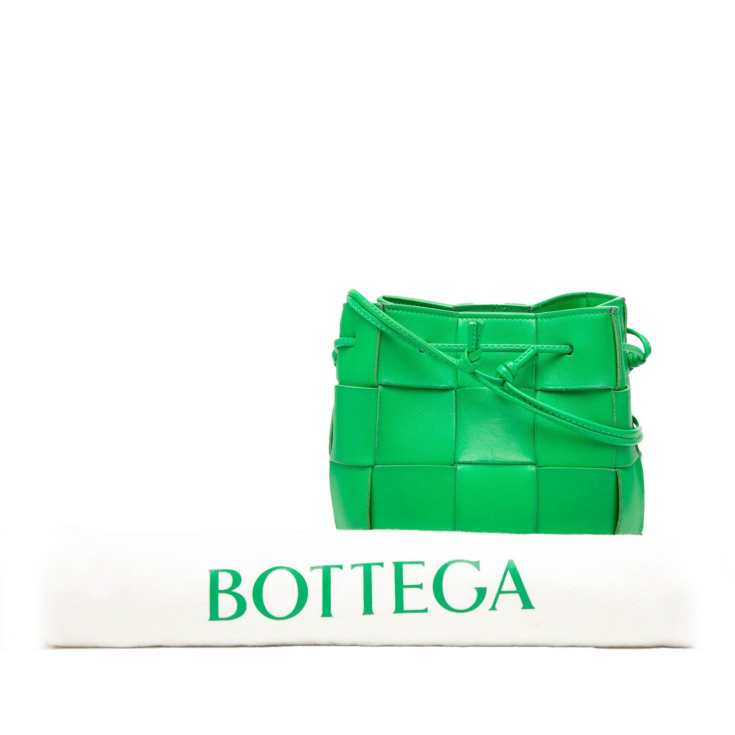 Bottega Veneta Small Nappa Maxi Intrecciato Cassette Bucket Bag