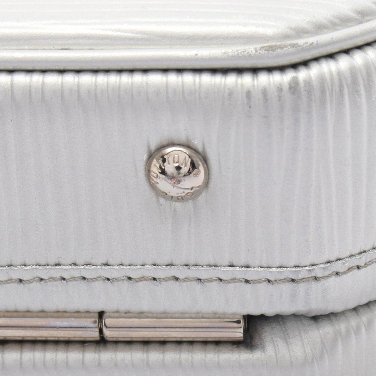 Louis Vuitton Epi Petite Boite Chapeau