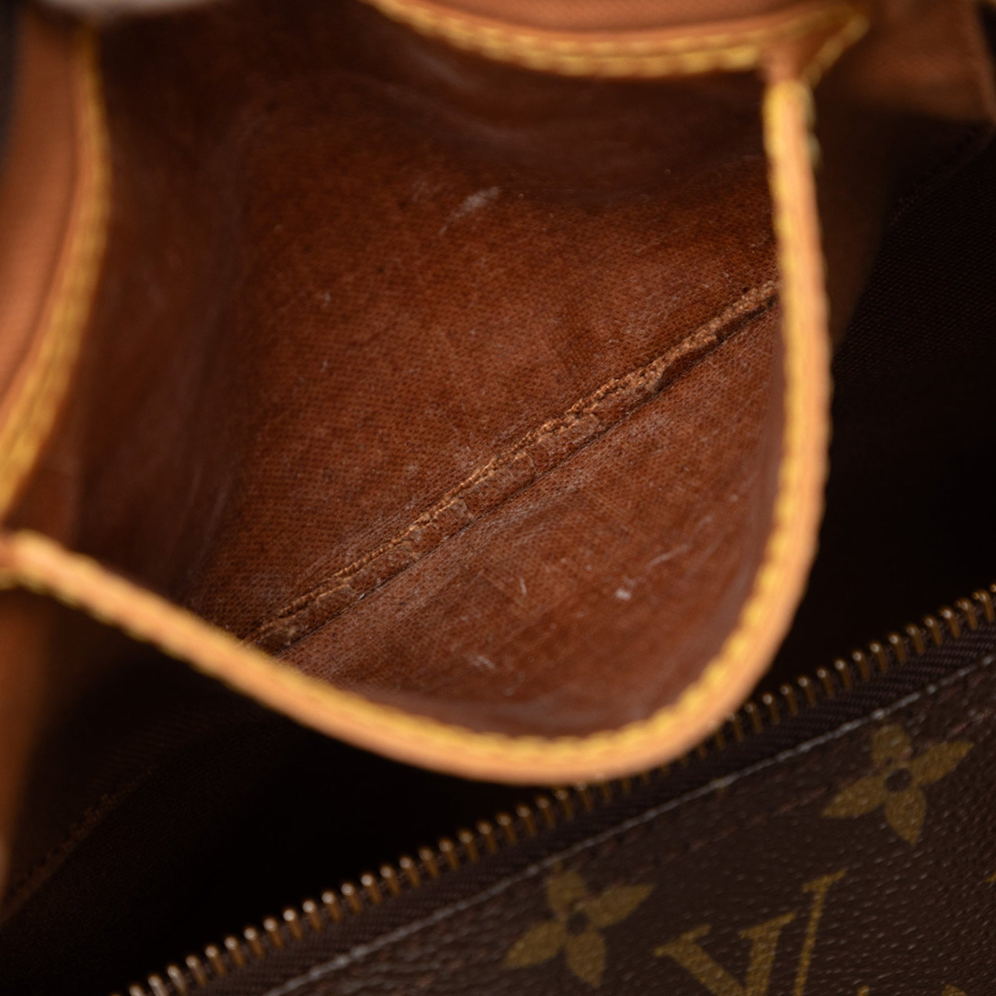 Louis Vuitton Monogram Speedy 40