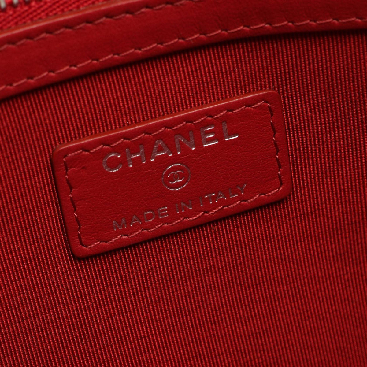 Chanel Quilted Caviar O Case Clutch — Red