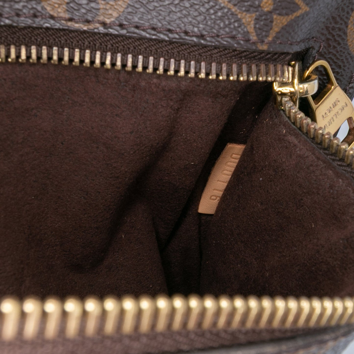 Louis Vuitton Monogram Pochette Metis