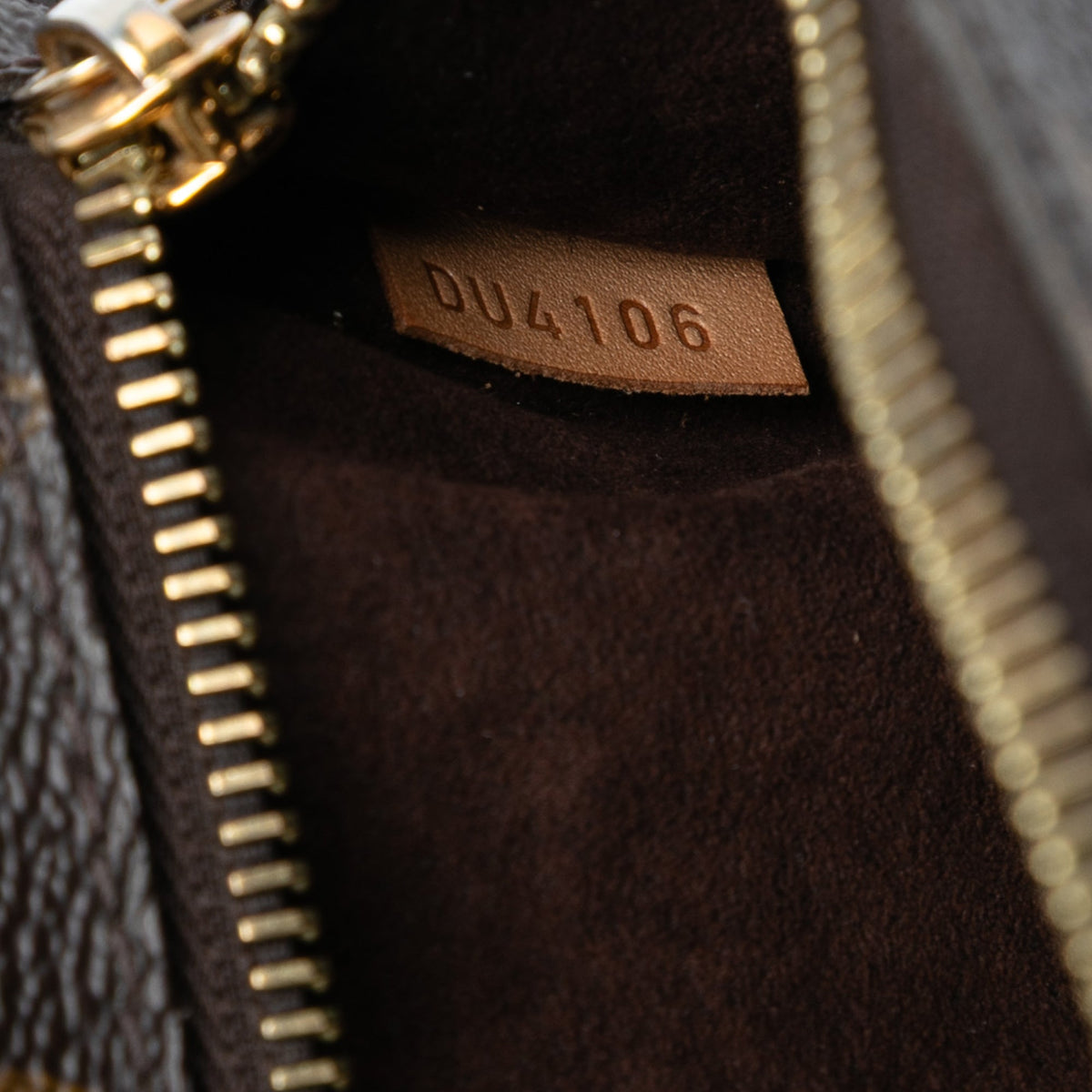 Louis Vuitton Monogram Pochette Metis