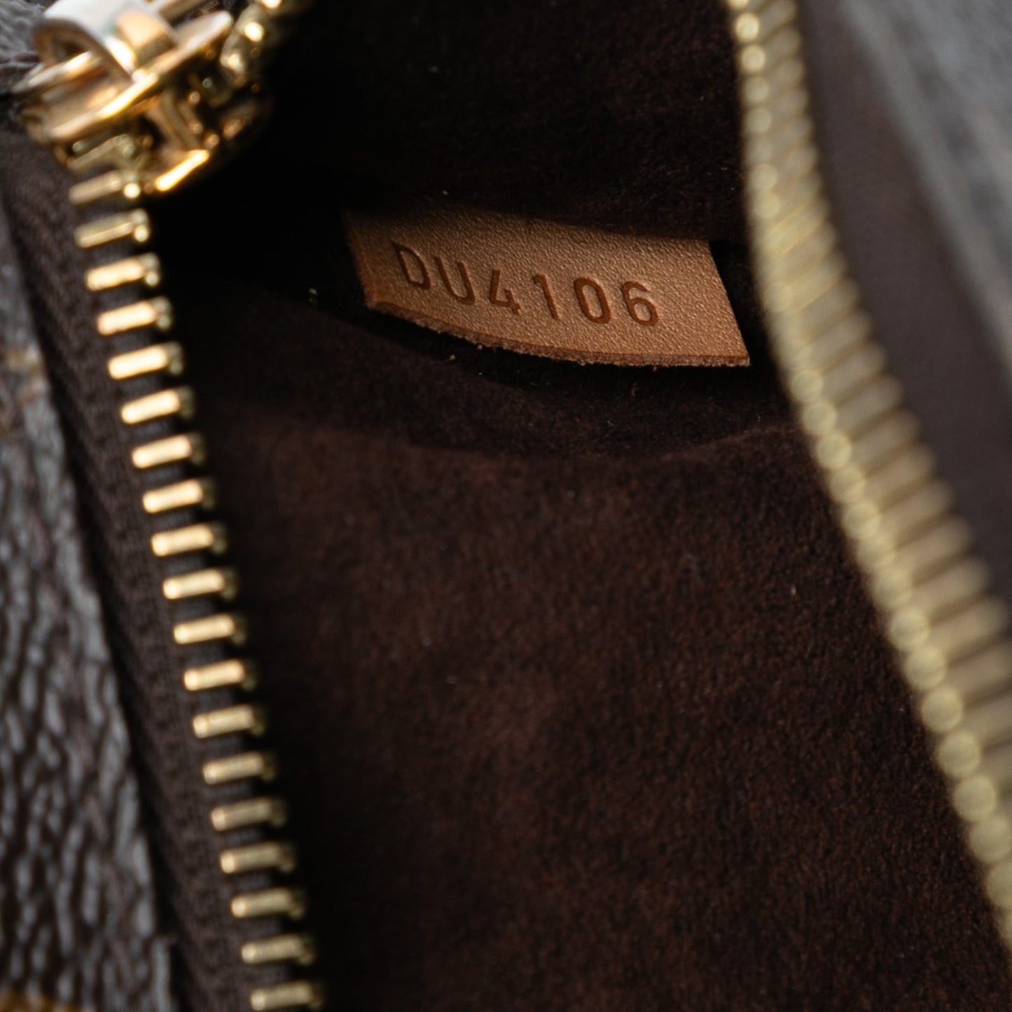Louis Vuitton Monogram Pochette Metis