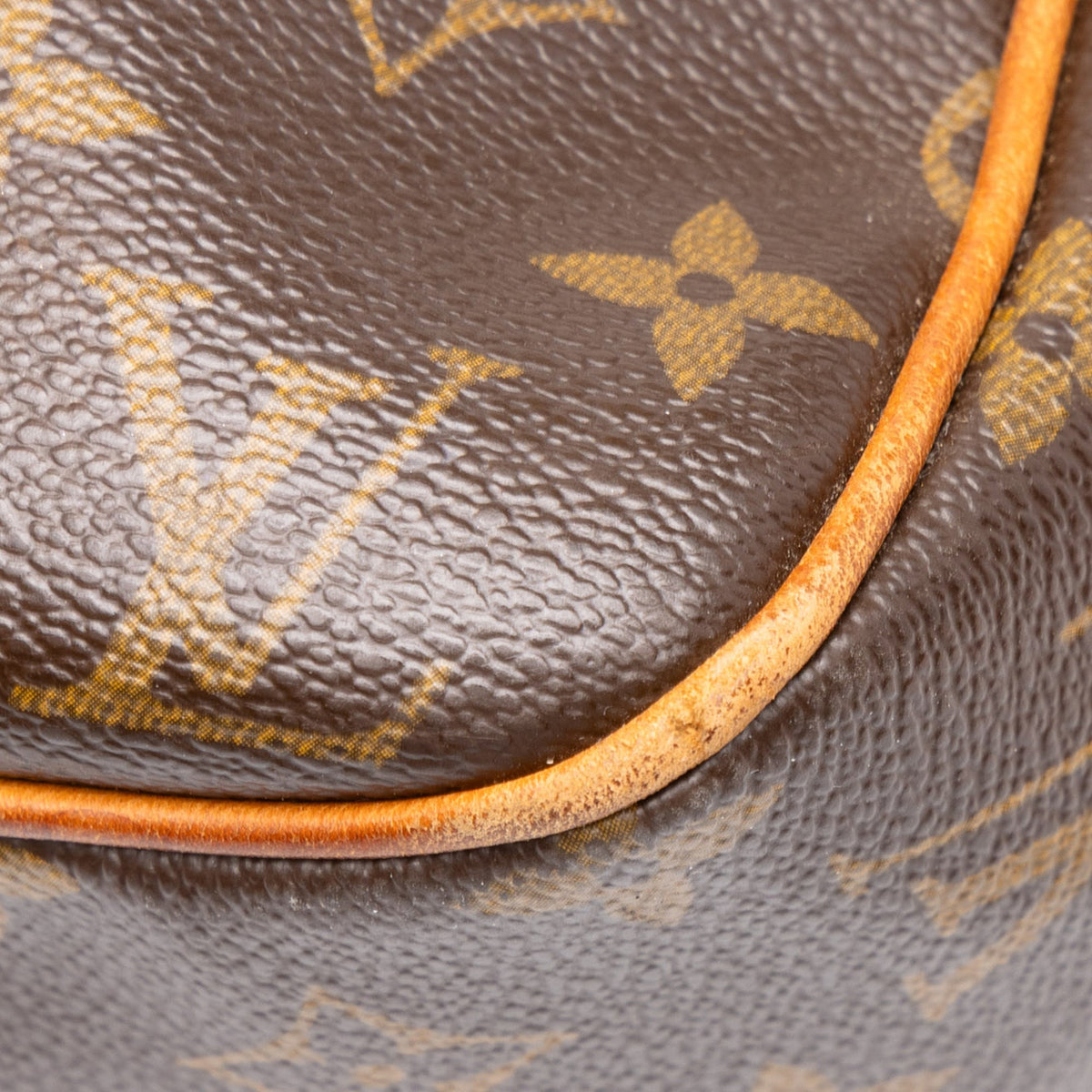 Louis Vuitton Monogram Batignolles Horizontal — Brown