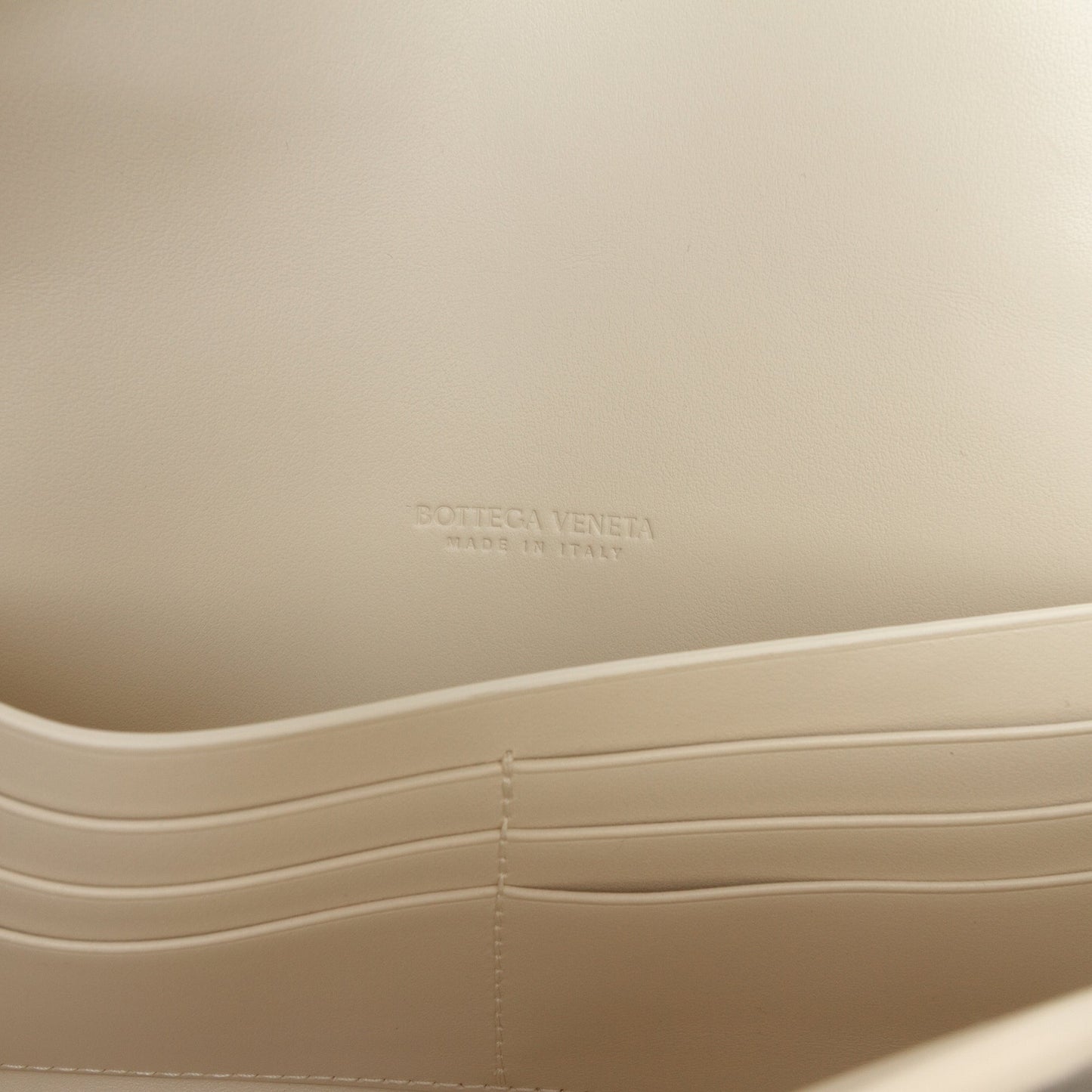 Bottega Veneta Lambskin Intrecciato Andiamo Clutch