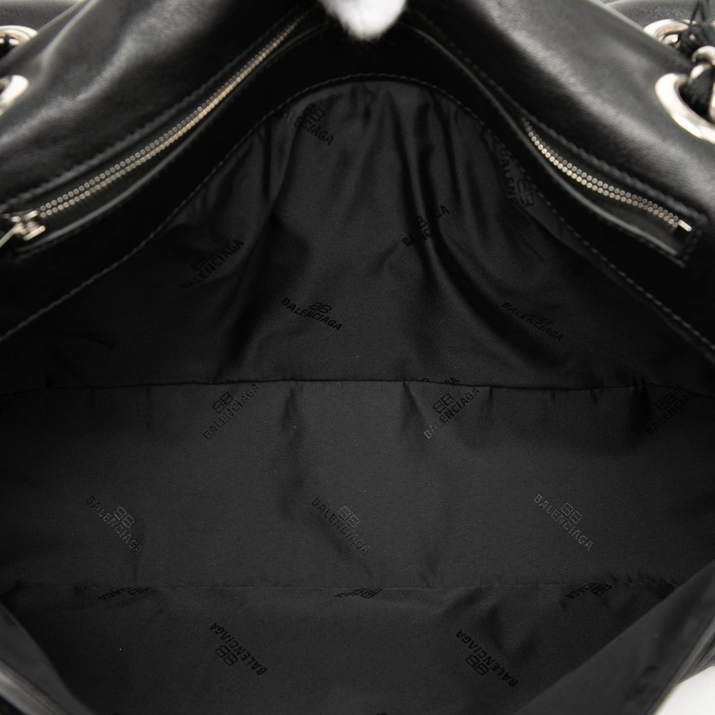 Medium Leather Modu Shoulder Bag