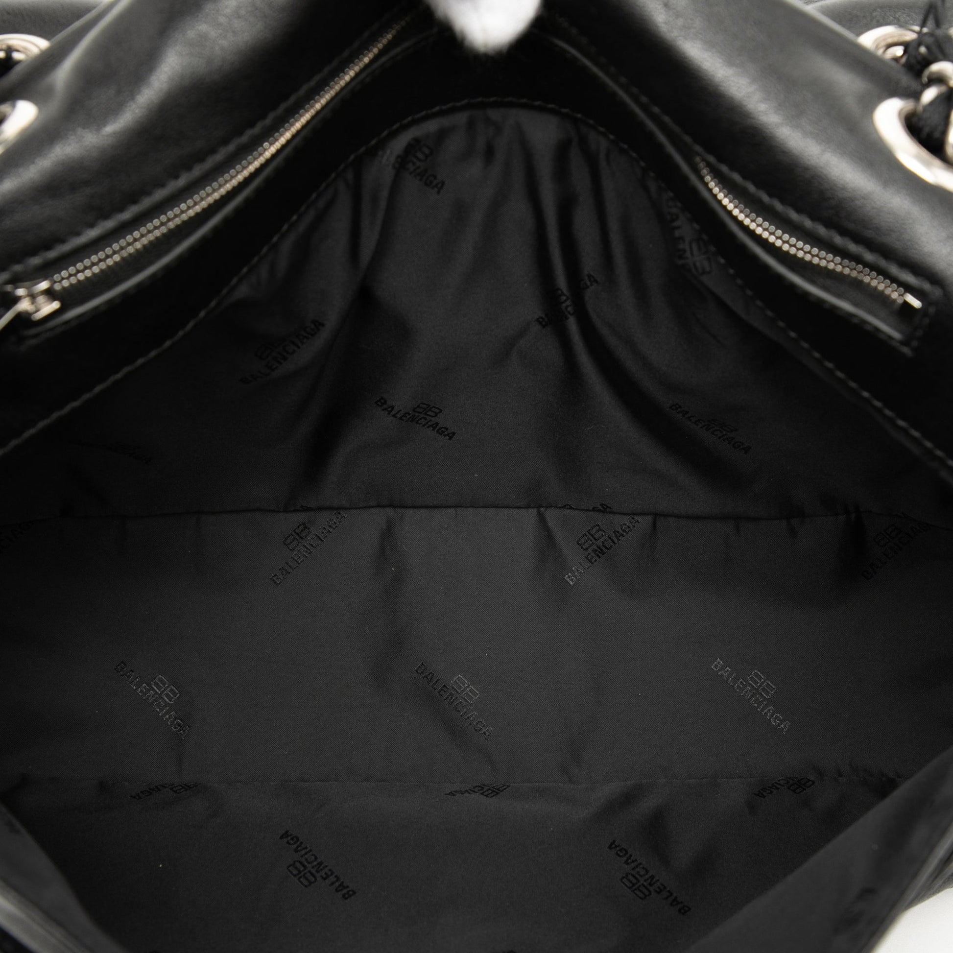 Medium Leather Modu Shoulder Bag