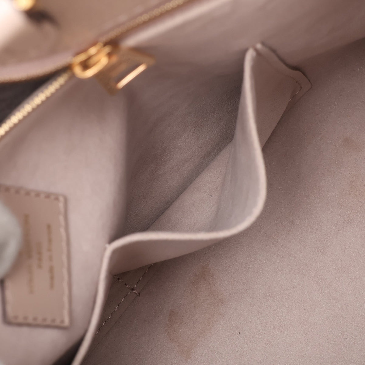 Louis Vuitton Monogram Empreinte OnTheGo MM