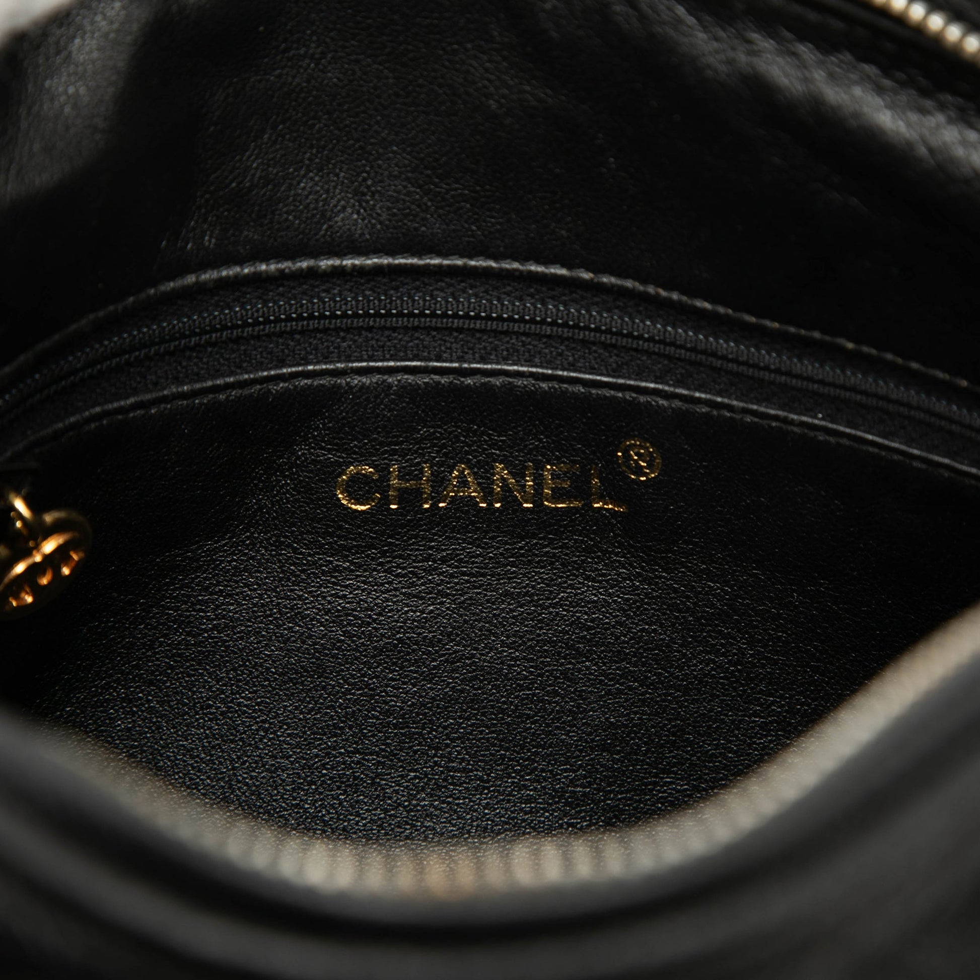 CC Quilted Caviar Chain Camera Bag