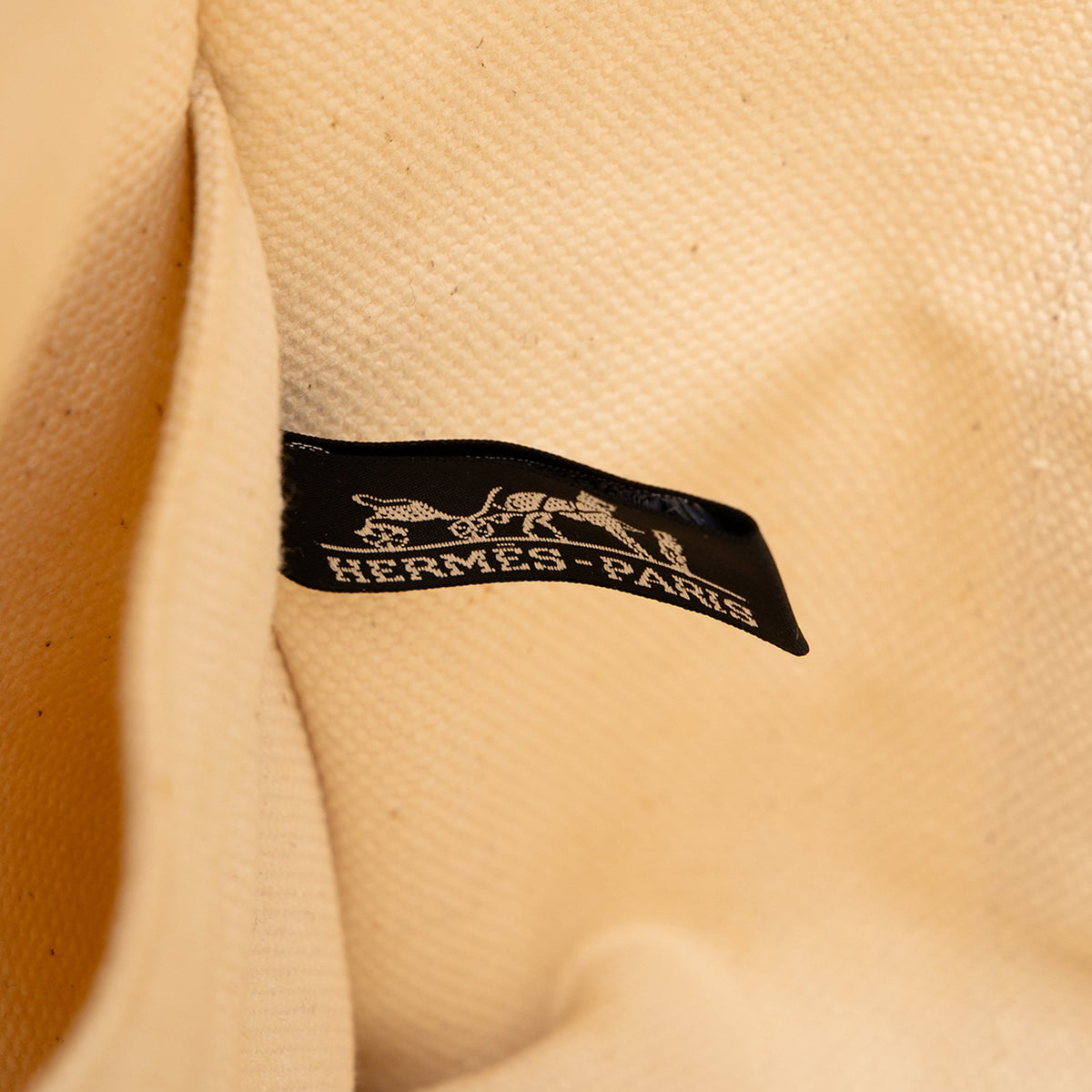 Hermès Toile Bora Bora PM — White