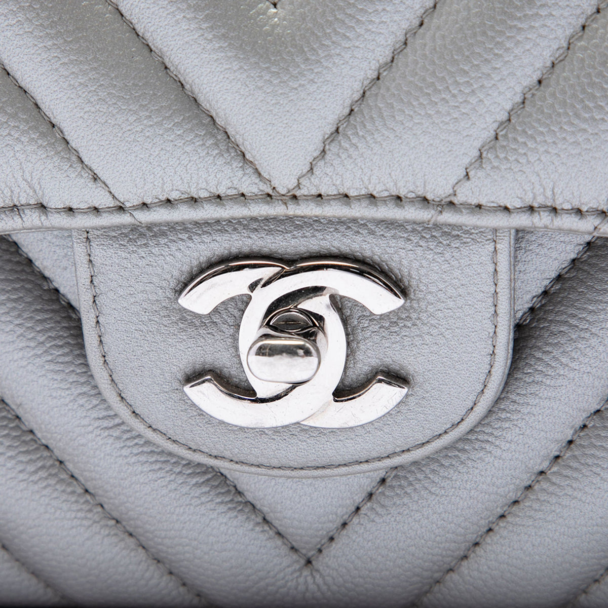 Chanel Medium Classic Chevron Caviar Double Flap — Silver