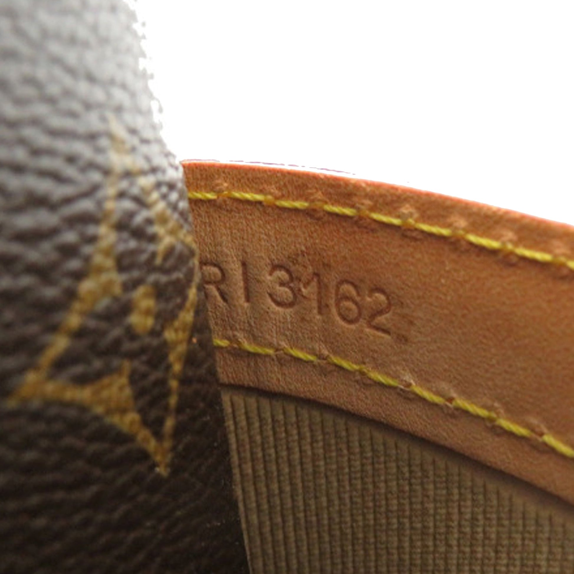 Louis Vuitton Monogram Reporter PM