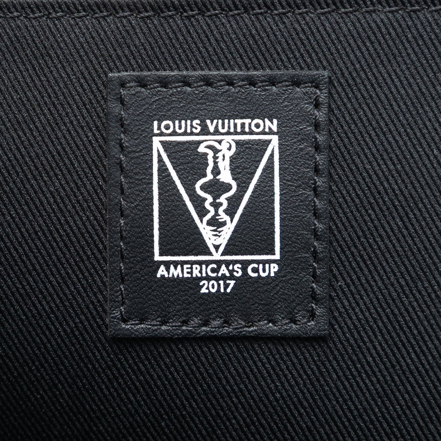 Louis Vuitton Damier Cobalt Americas Cup Pochette Jour GM