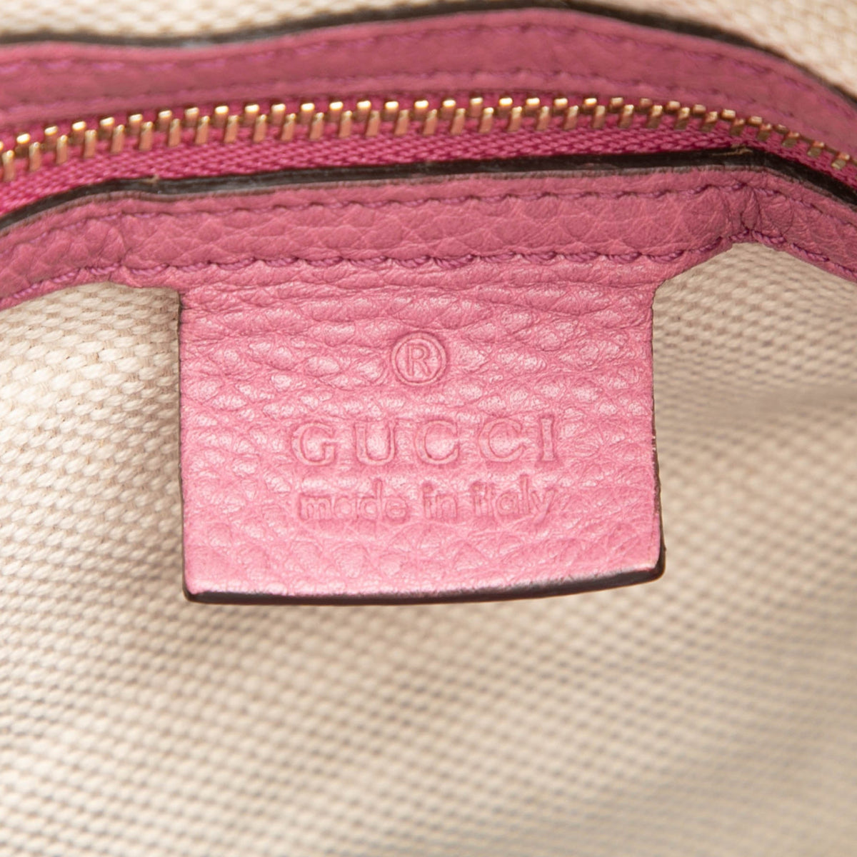 Gucci Medium Pebbled Calfskin Soho Boston Bag