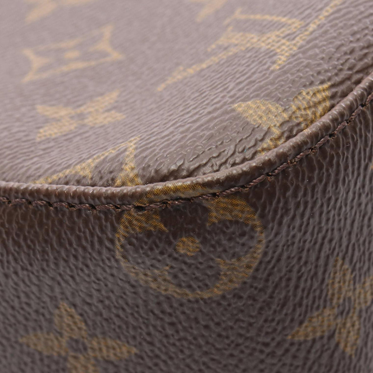 Louis Vuitton Monogram Looping MM