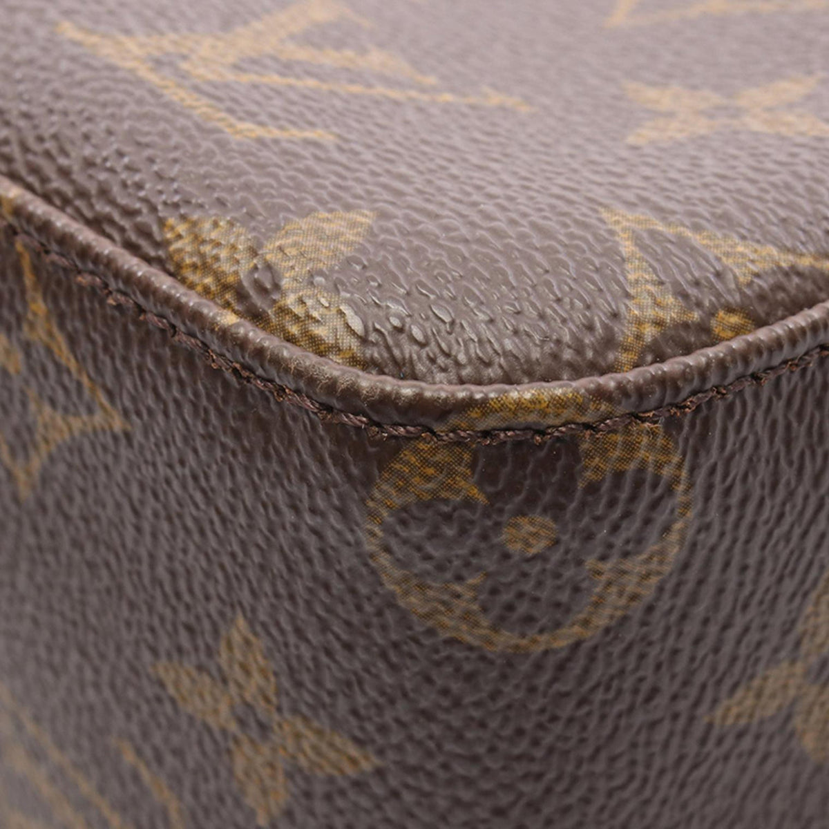 Louis Vuitton Monogram Looping MM