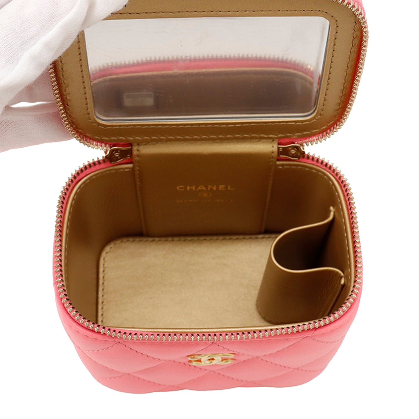 Chanel Mini Quilted Lambskin Pearl Crush Vanity Case With Chain