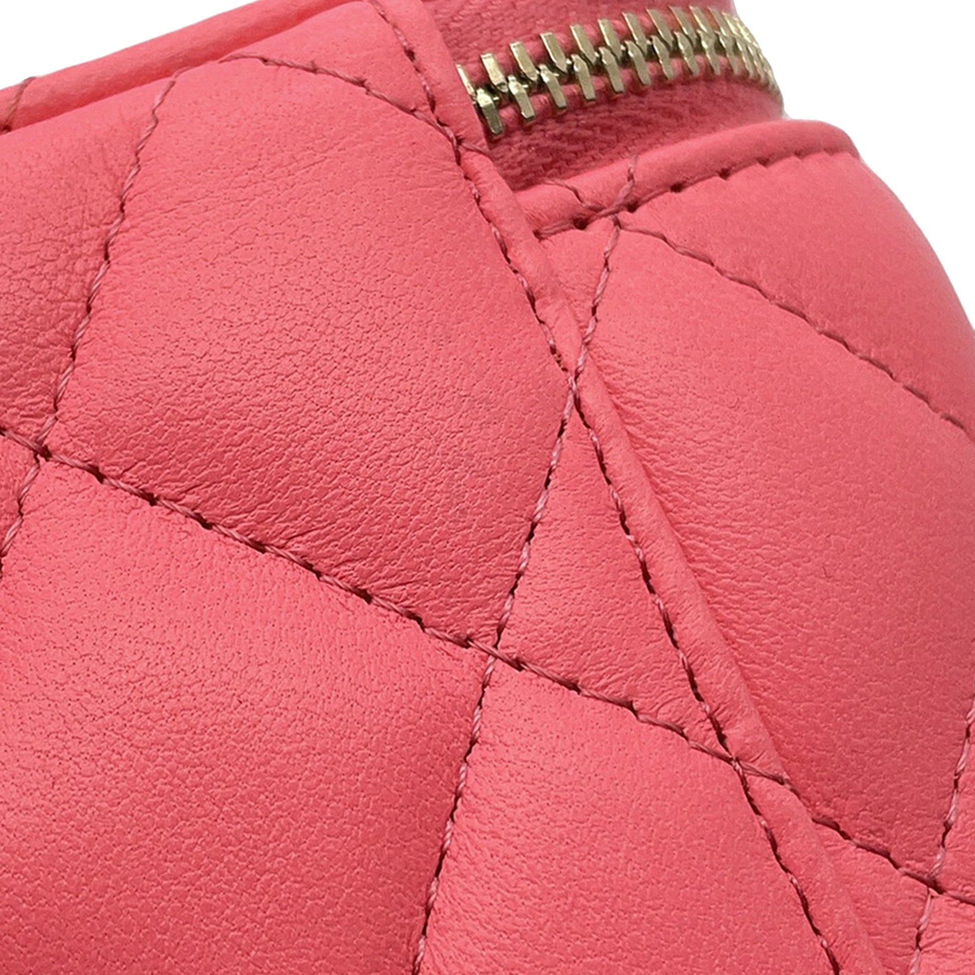 Chanel Mini Quilted Lambskin Pearl Crush Vanity Case With Chain