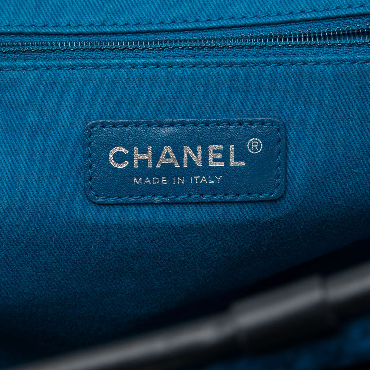 Chanel Medium Shearling and Calfskin Deauville Shopping Tote — Blue