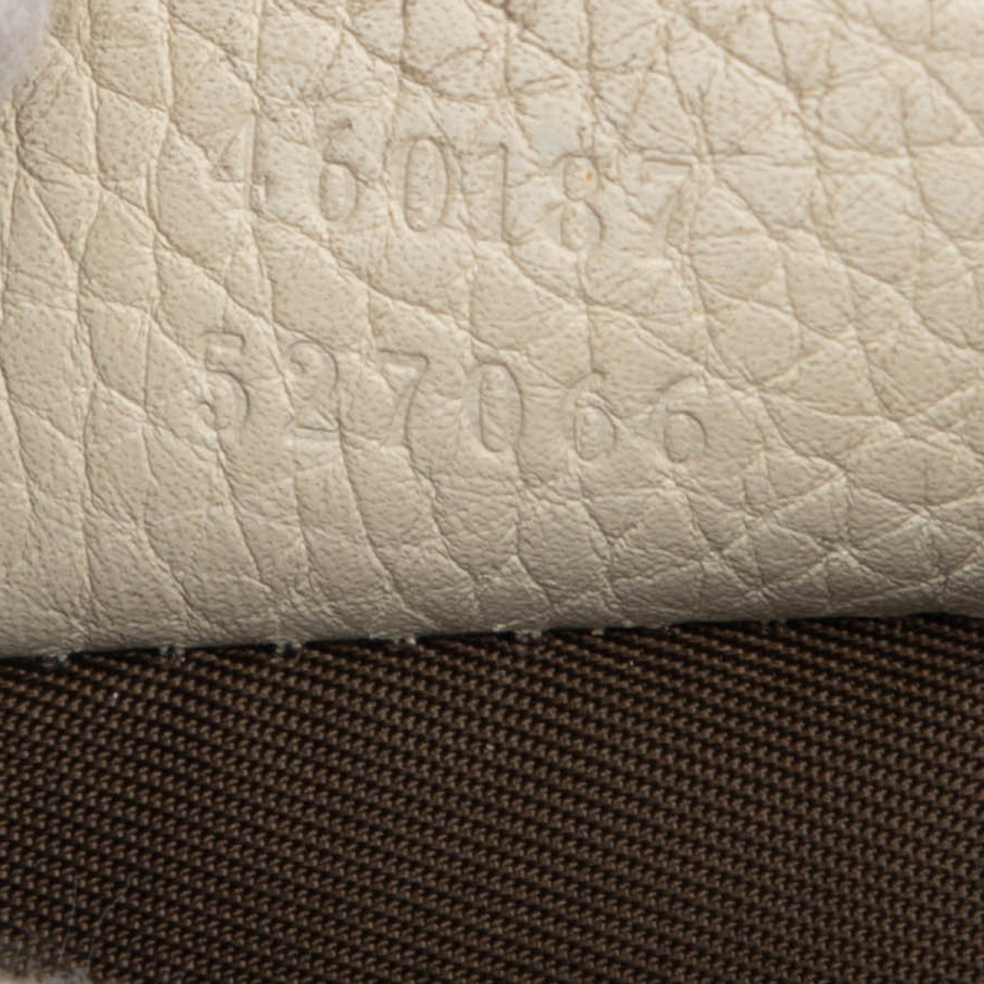 Gucci Calfskin Blind For Love Clutch
