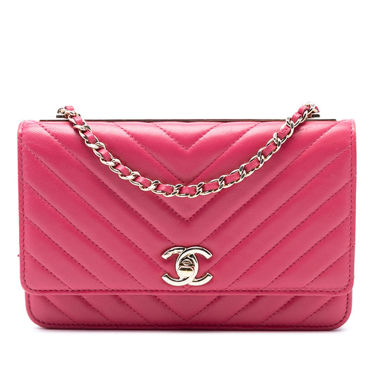 Chanel Chevron Lambskin Trendy CC Chain Wallet on Chain