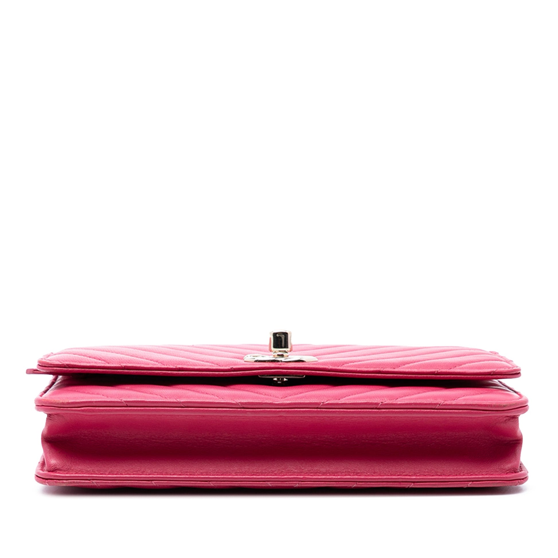 Chanel Chevron Lambskin Trendy CC Chain Wallet on Chain