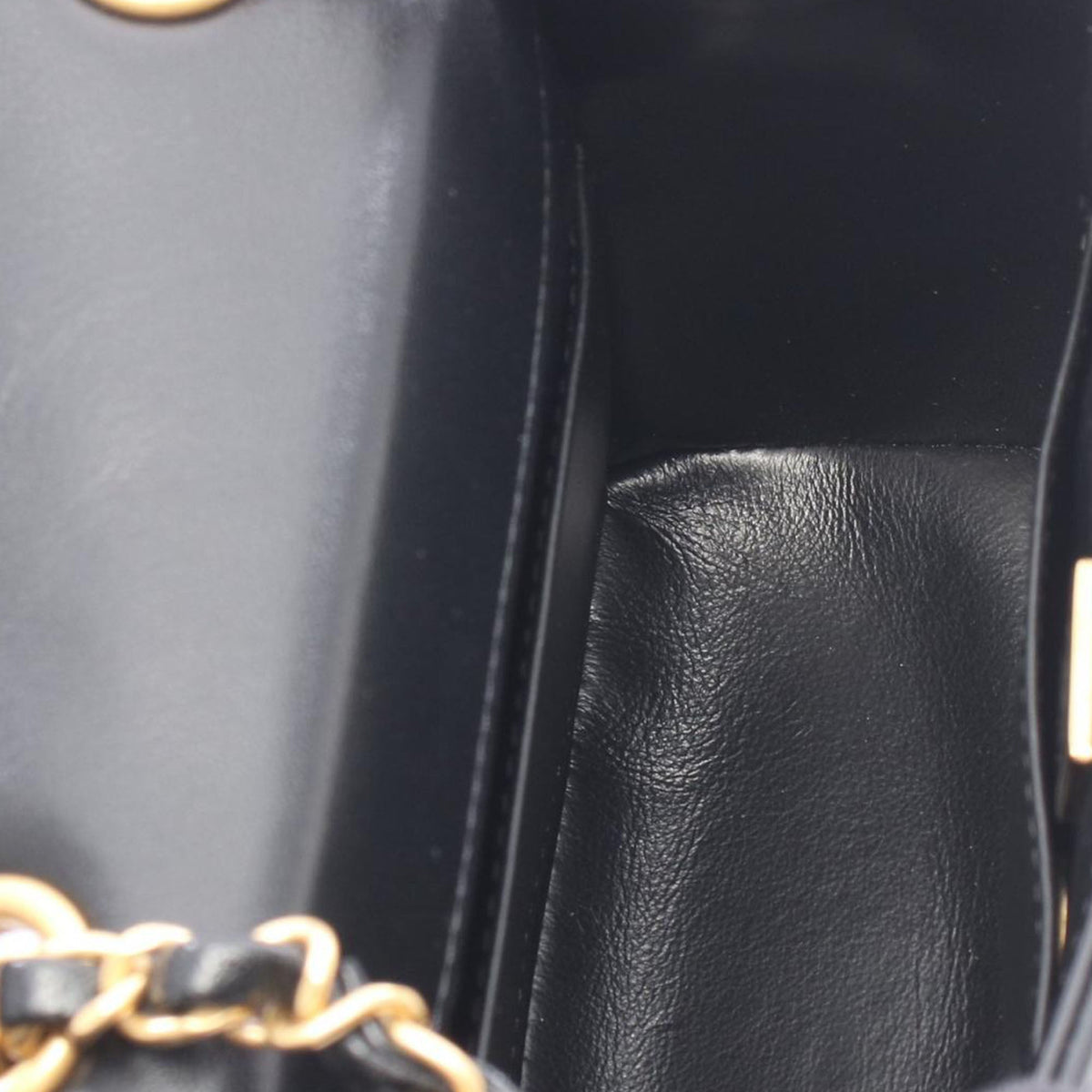 Chanel CC Quilted Lambskin Single Flap