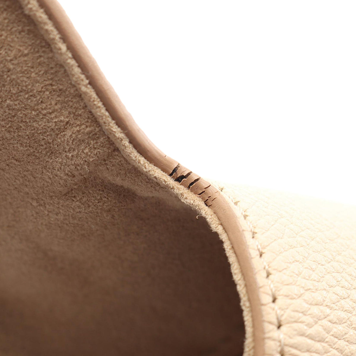Louis Vuitton Taurillon Volta